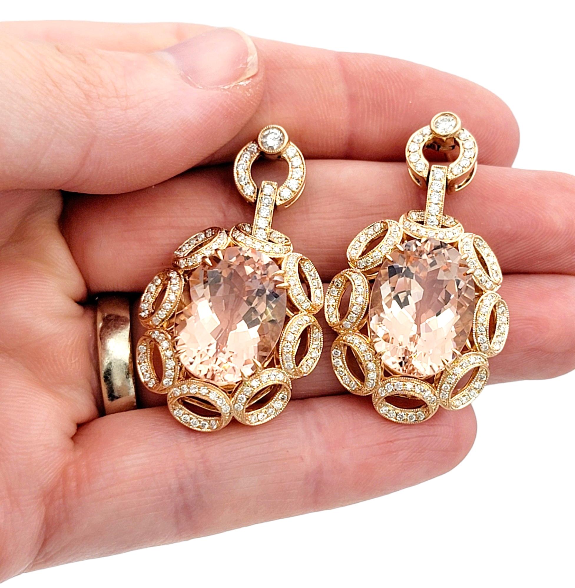 Boucles d'oreilles pendantes en or rose avec Morganite et diamants en forme de boucle ouverte en vente 3