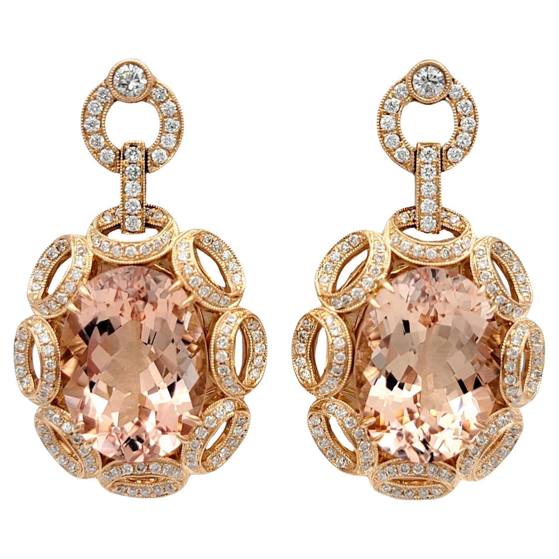 Orecchini pendenti in oro rosa con Morganite taglio ovale e diamanti, con design a cerchio aperto