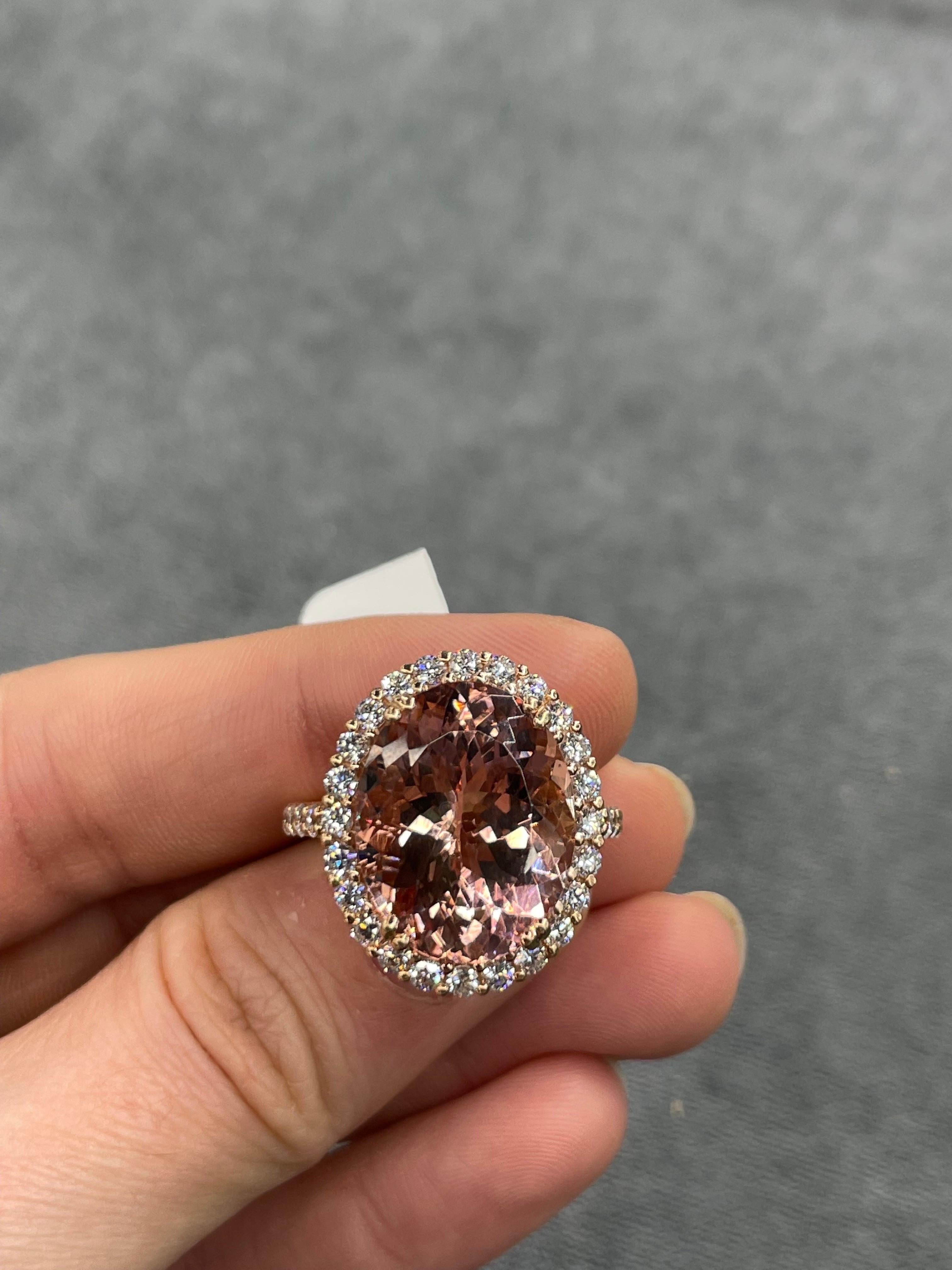 Oval Cut Morganite Diamond Halo Cocktail Ring 12.99 Carats 18 Karat Rose Gold For Sale 10