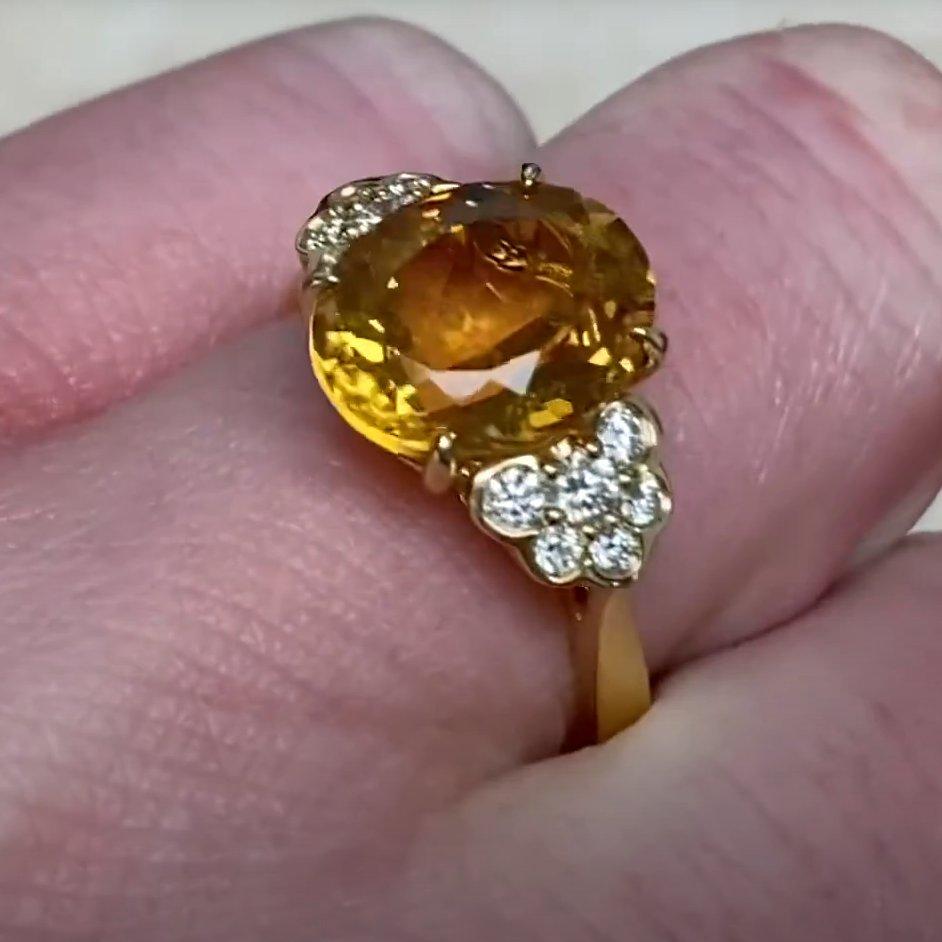Bague cocktail en or jaune 18 carats avec citrine naturelle de taille ovale (environ 2,90 carats) Pour femmes en vente