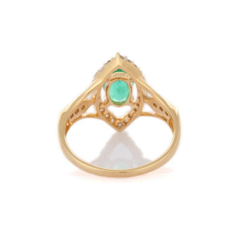 En vente :  Bague de mariage en or jaune 18 carats pour femme, émeraude naturelle de taille ovale et diamant 9