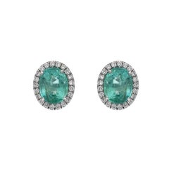 Boucle d'oreille émeraude naturelle de taille ovale Halo en or blanc 18k avec diamant naturel