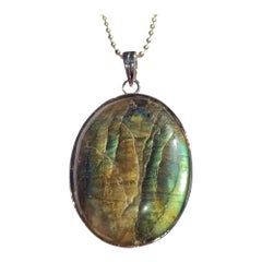 Oval Cut Natural Labradorite Pendant