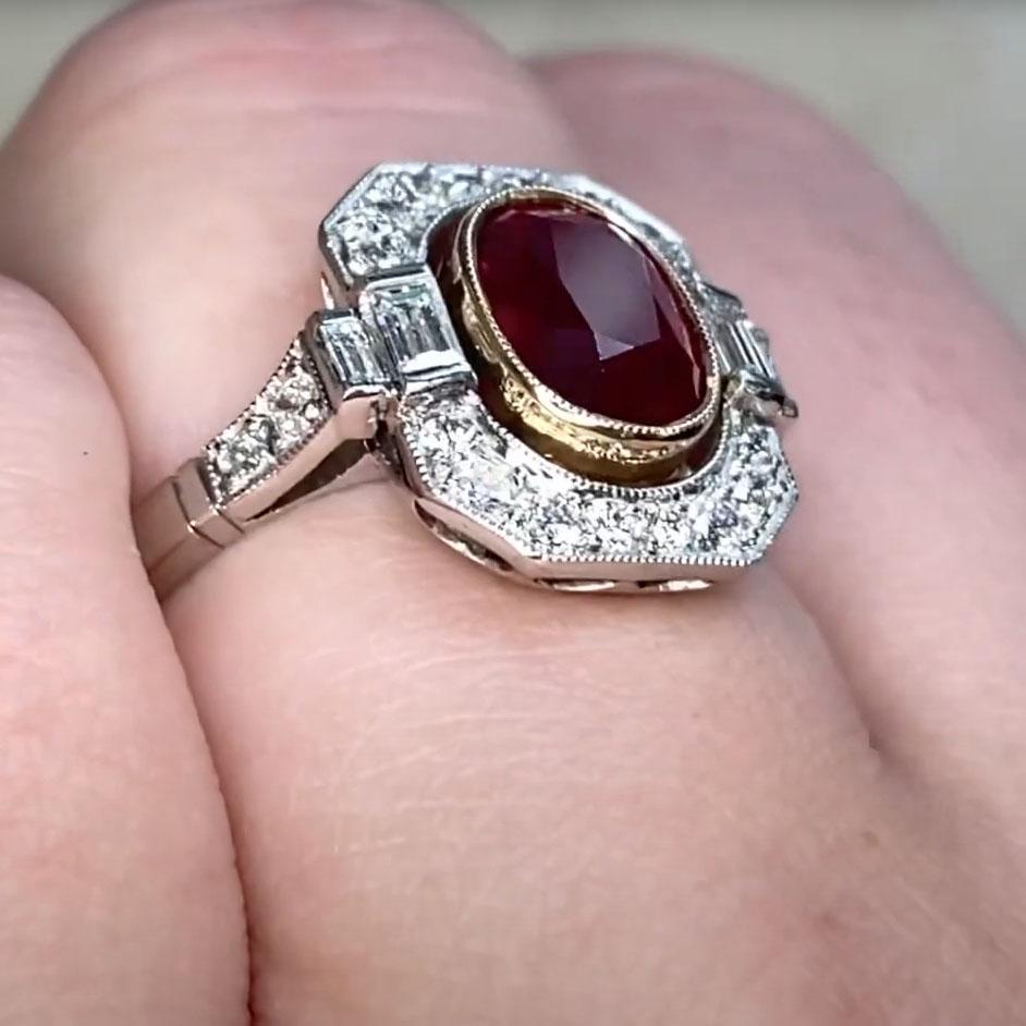 Ring mit natürlichem Rubin im Ovalschliff (ca. 1,60 Karat), Platin & 18k Gelbgold Damen im Angebot