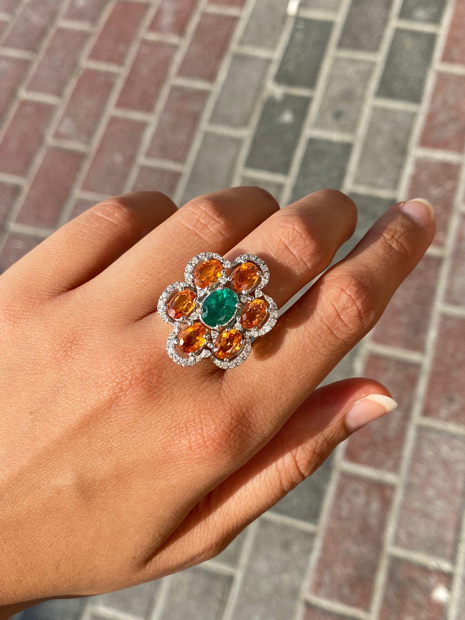 Oval Cut Orange Sapphire and Emerald 18 Karat Cocktail Gold Ring 1
