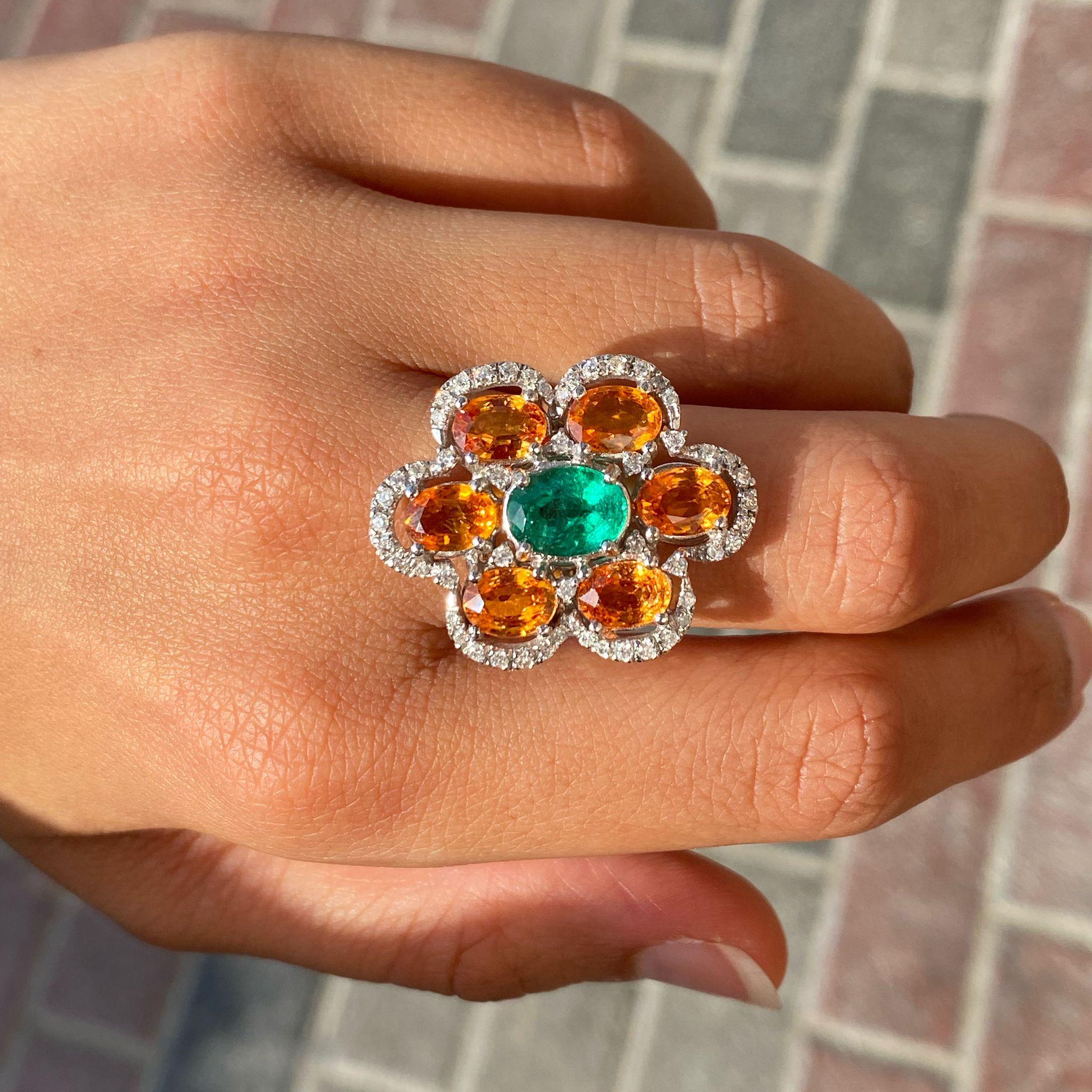 Oval Cut Orange Sapphire and Emerald 18 Karat Cocktail Gold Ring 2