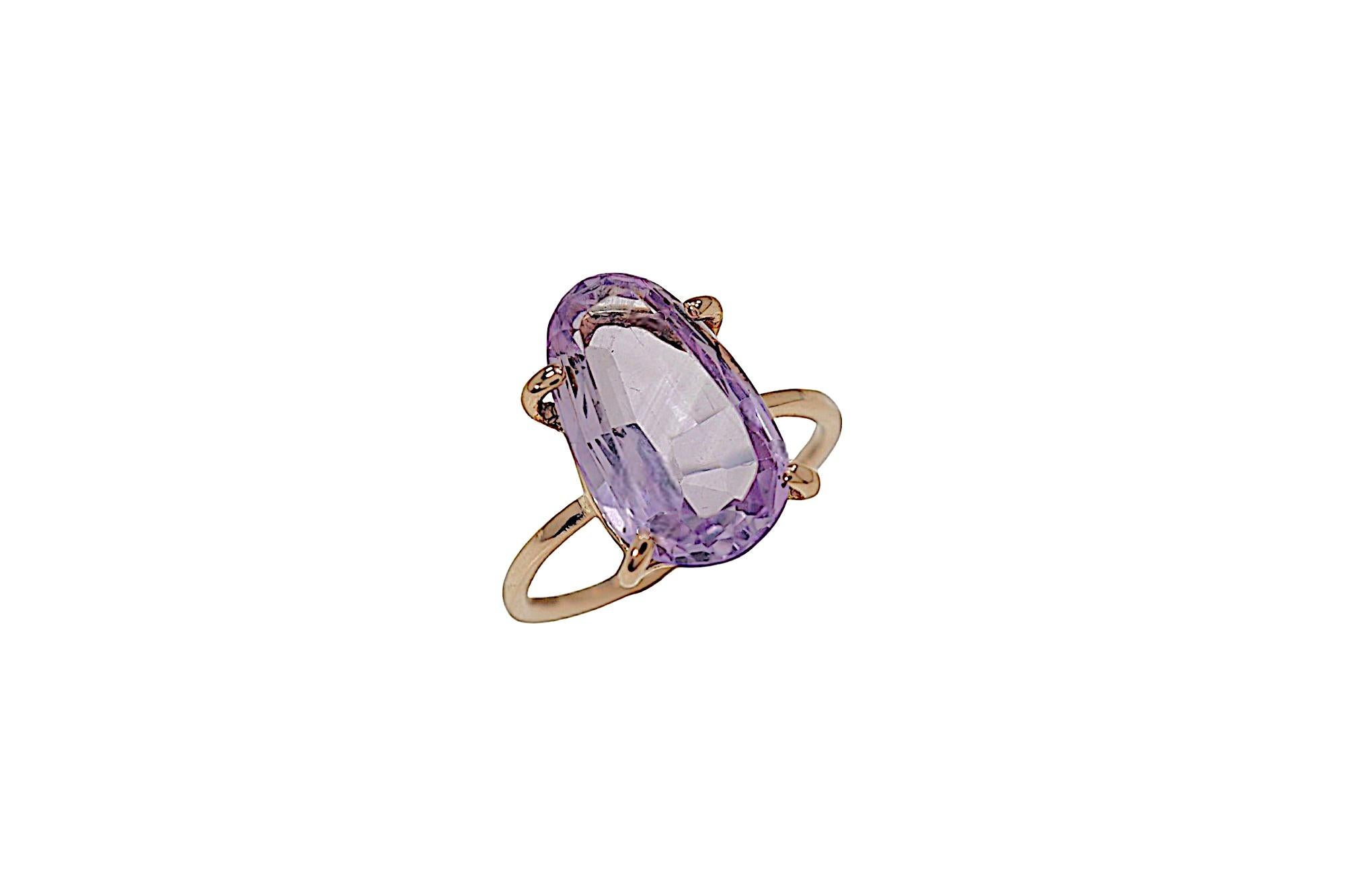 Contemporary Oval Cut Purple Amethyst Rose Gold Ring Botta Gioielli Made in Italy For Sale