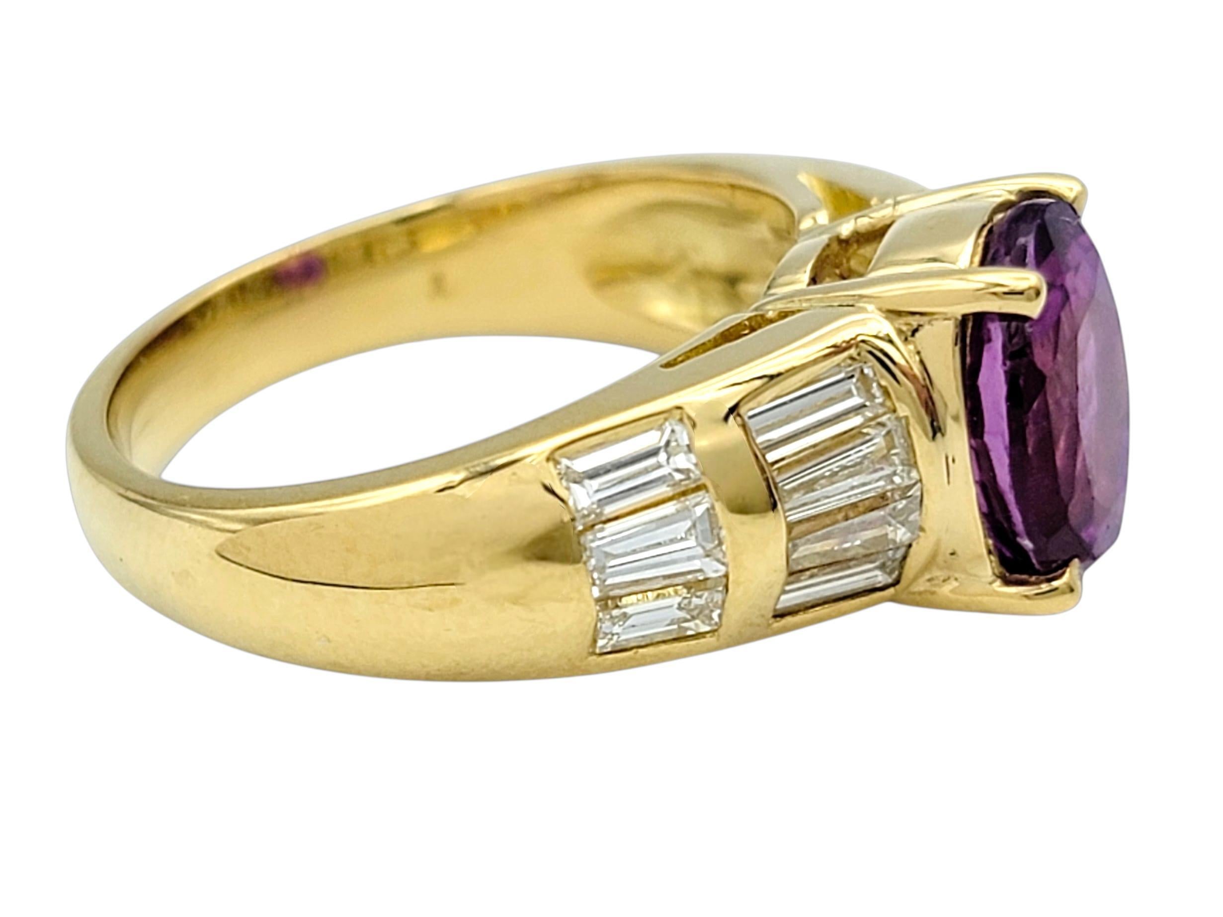 Oval Cut Purple Sapphire and Baguette Diamond Ring in 18 Karat Yellow Gold Damen im Angebot