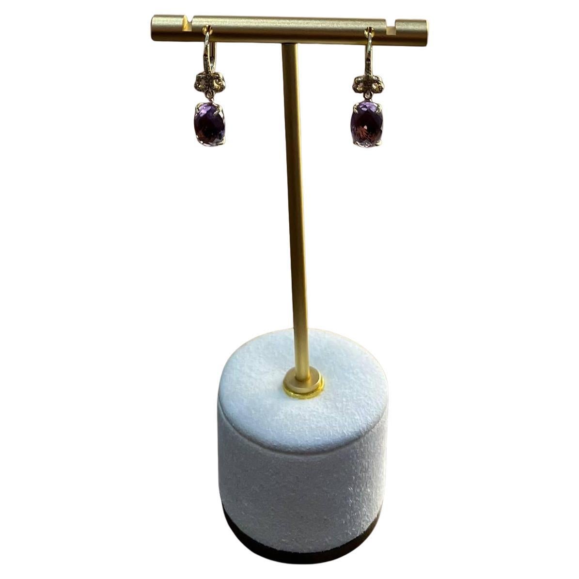 Pendientes de oro amarillo de 14 quilates con diamantes en forma de gota de amatista violeta de corte ovalado