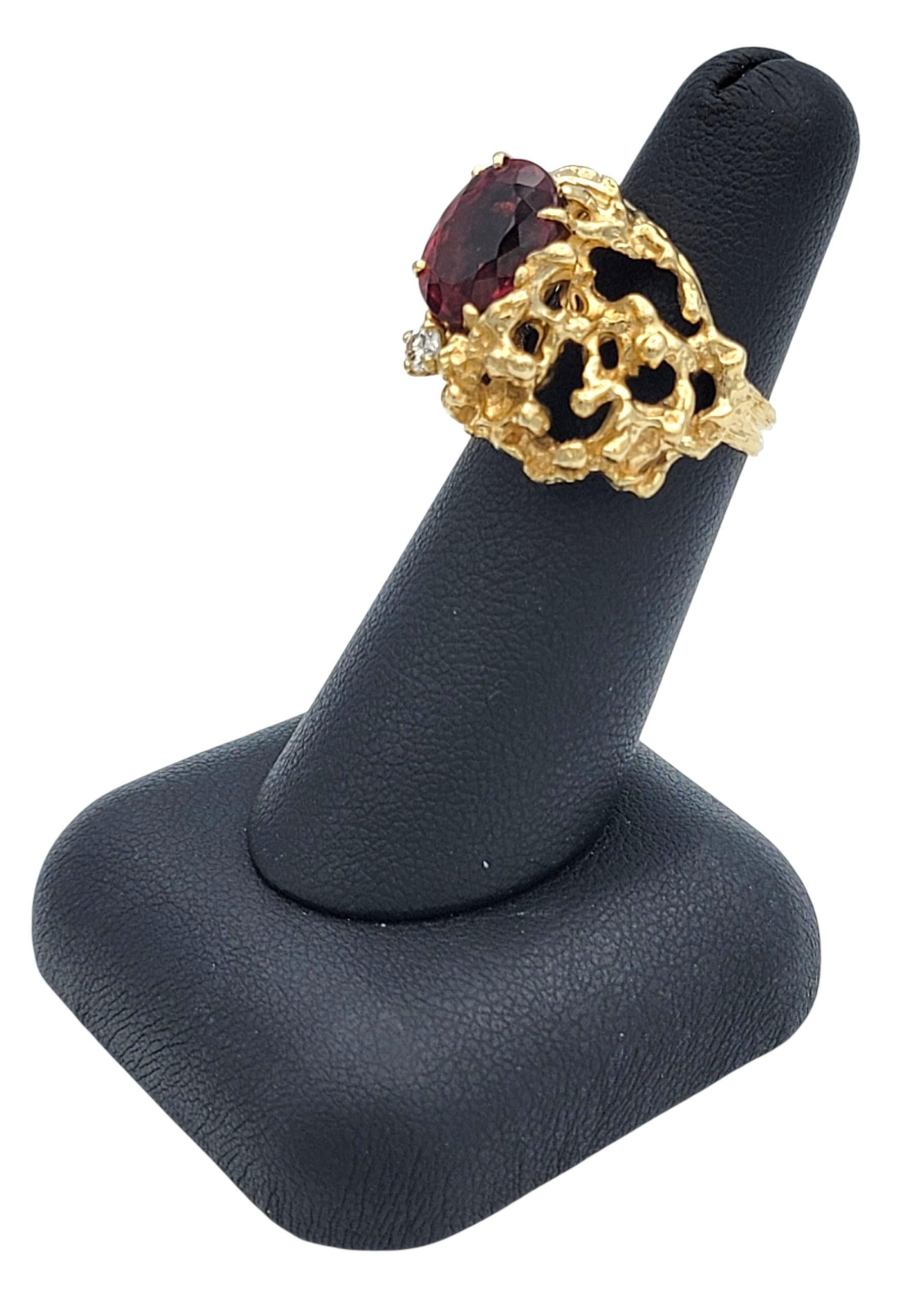 Ovaler Rubellit-Turmalin-Cocktailring mit Diamant aus 14 Karat Gelbgold im Angebot 6
