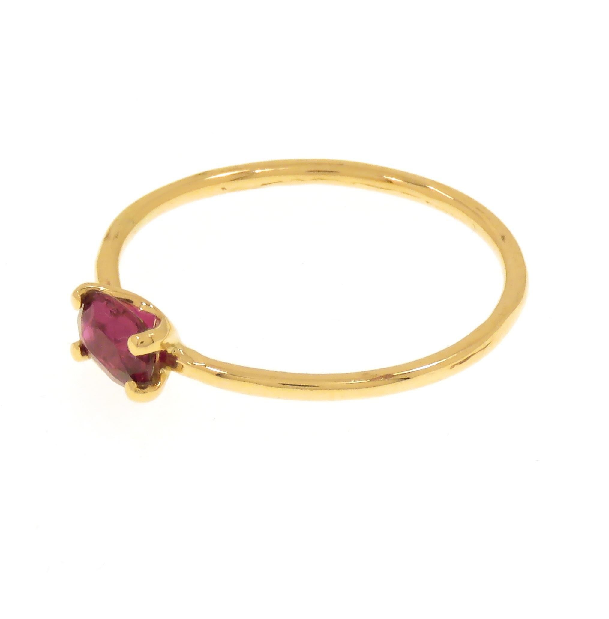 Women's Oval Cut Ruby 9 Karat Rose Gold Band Ring Handcrafted in Italy