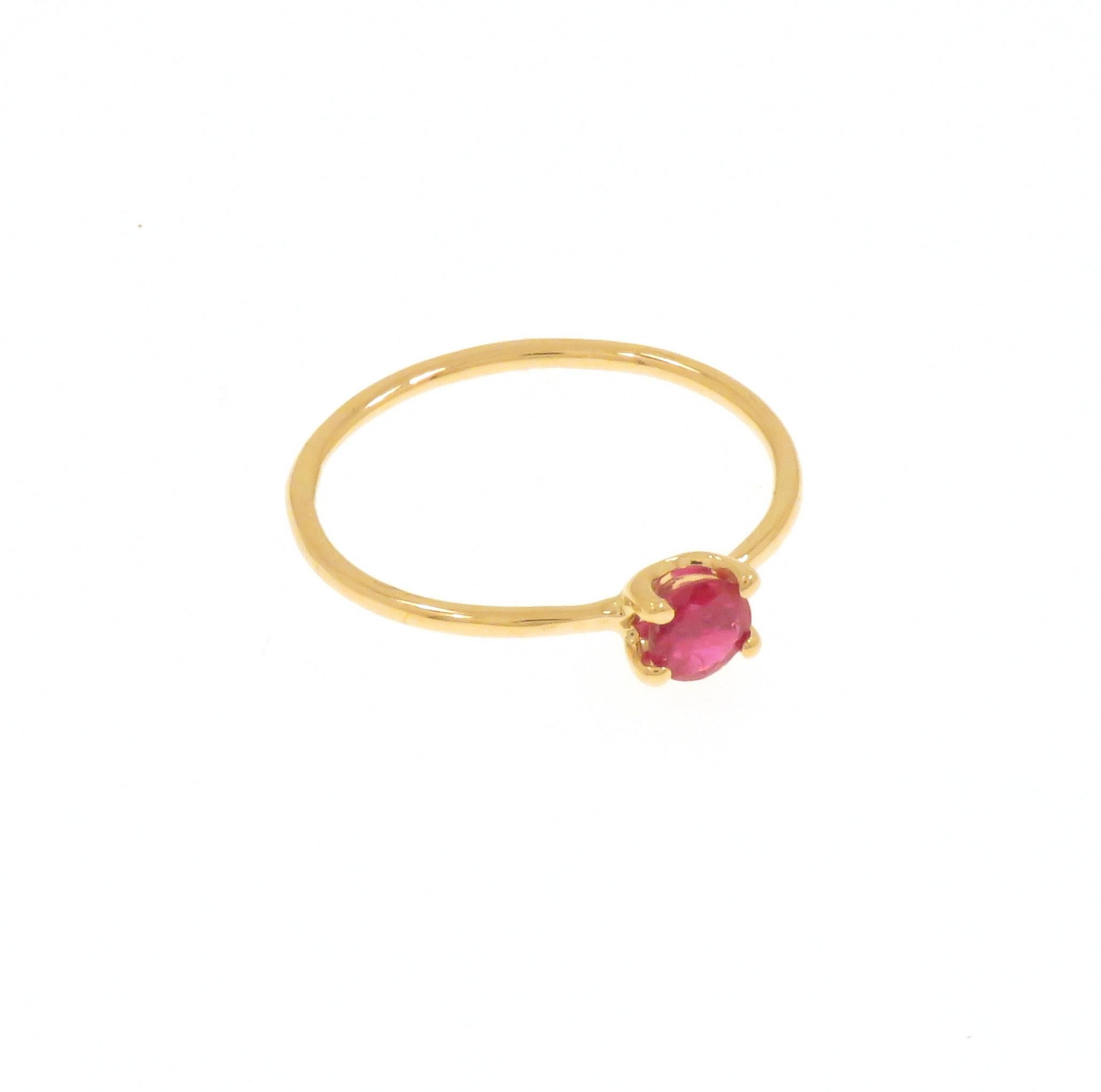 Oval Cut Ruby 9 Karat Rose Gold Band Ring Handcrafted in Italy In New Condition For Sale In Milano, IT