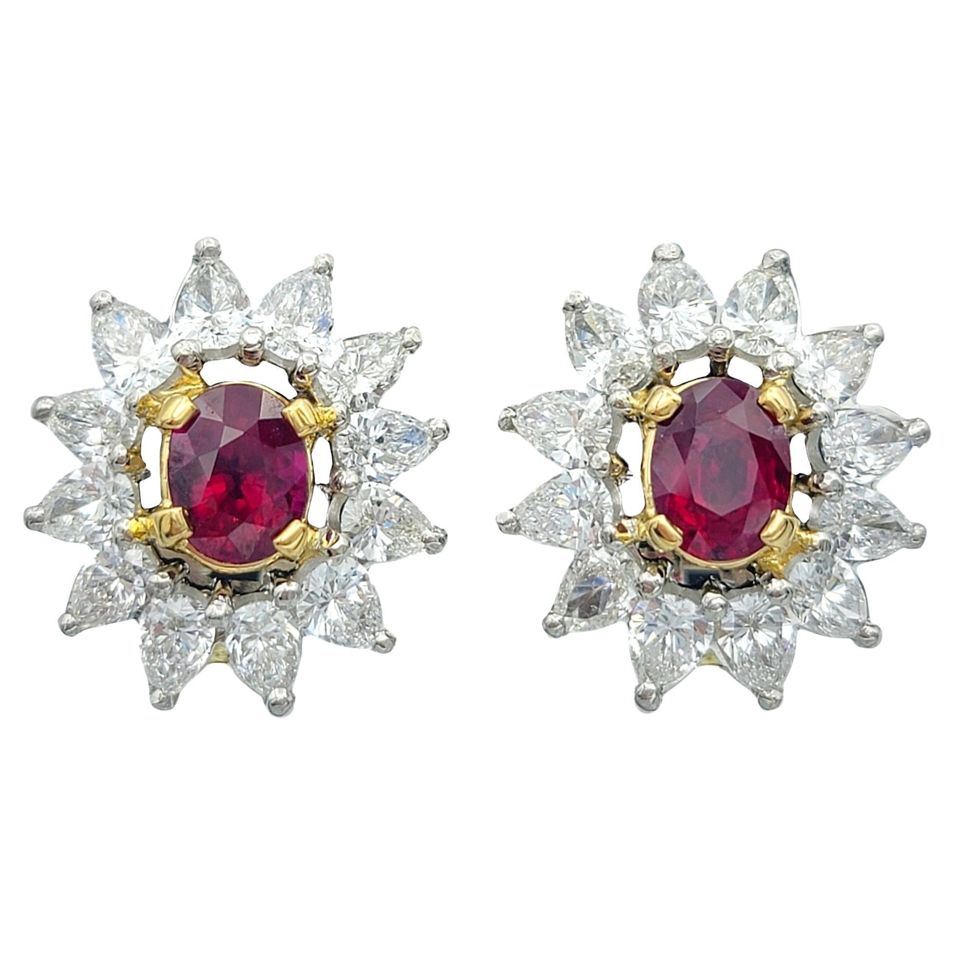 Boucles d'oreilles clips en or blanc et jaune 18 carats avec rubis et diamants de taille ovale