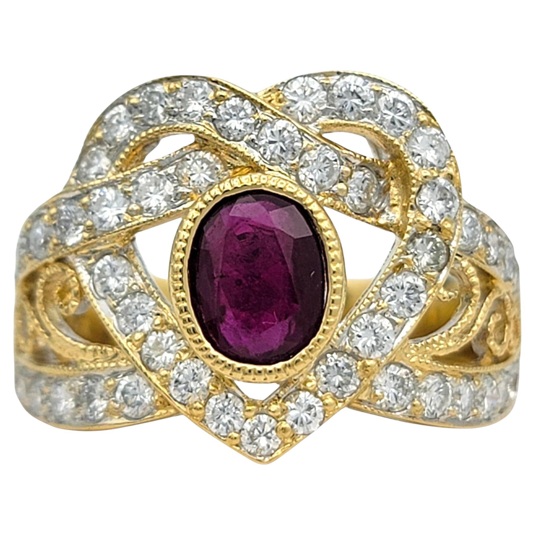 Bague de cocktail en or jaune 18 carats avec motif de cœur en rubis et diamants de taille ovale