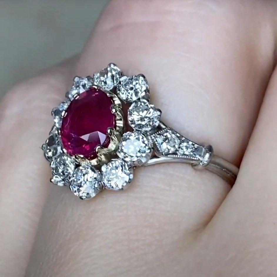 De las mujeres Anillo de compromiso de rubí talla oval (aprox. 1,10 quilates), platino y oro amarillo de 18k en venta