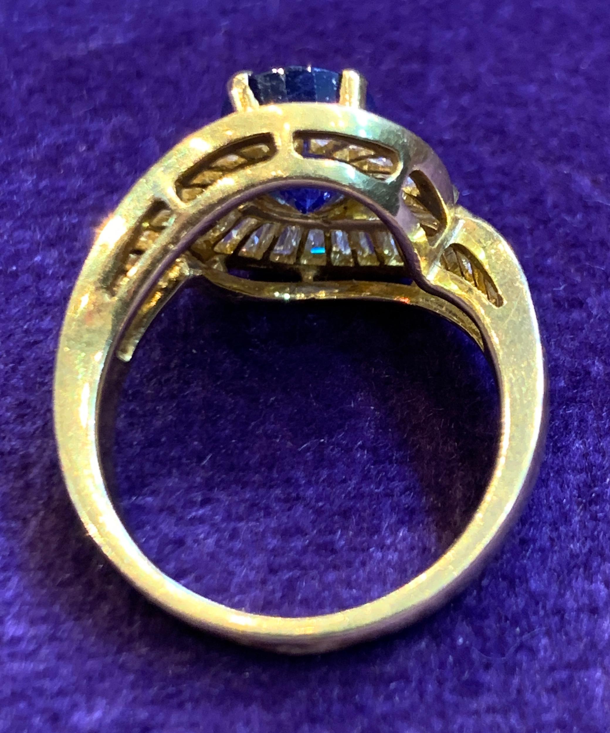Oval Cut Sapphire & Diamond Cocktail Ring For Sale 3