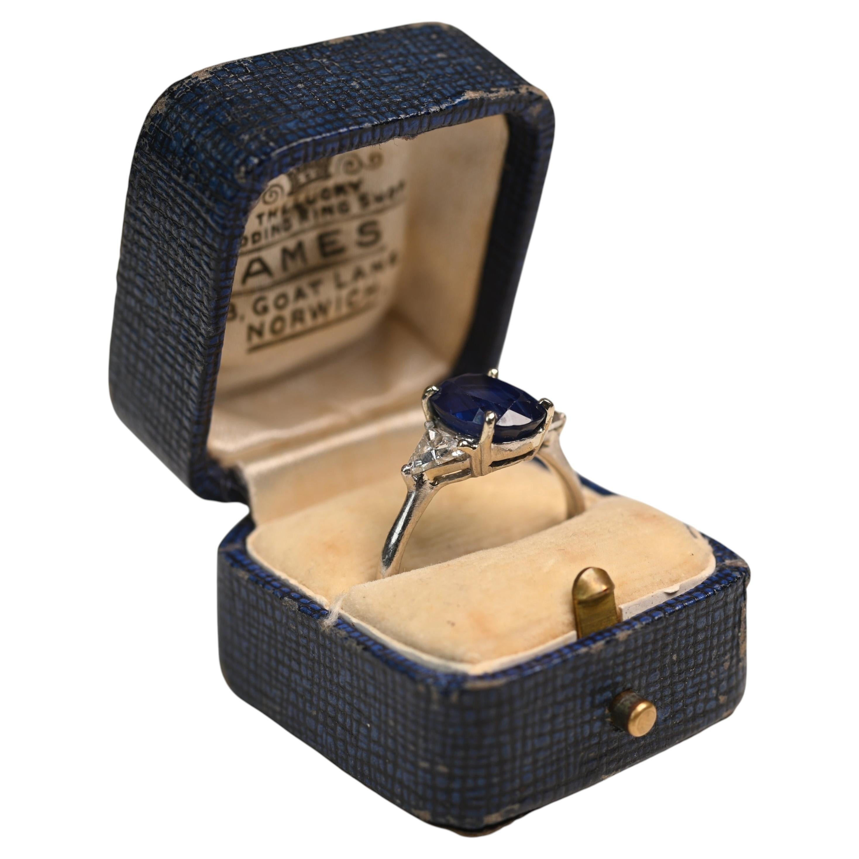Oval Cut Sapphire Engagement Ring. 4.60ct Sapphire Trillion Cut Diamond Platinum For Sale
