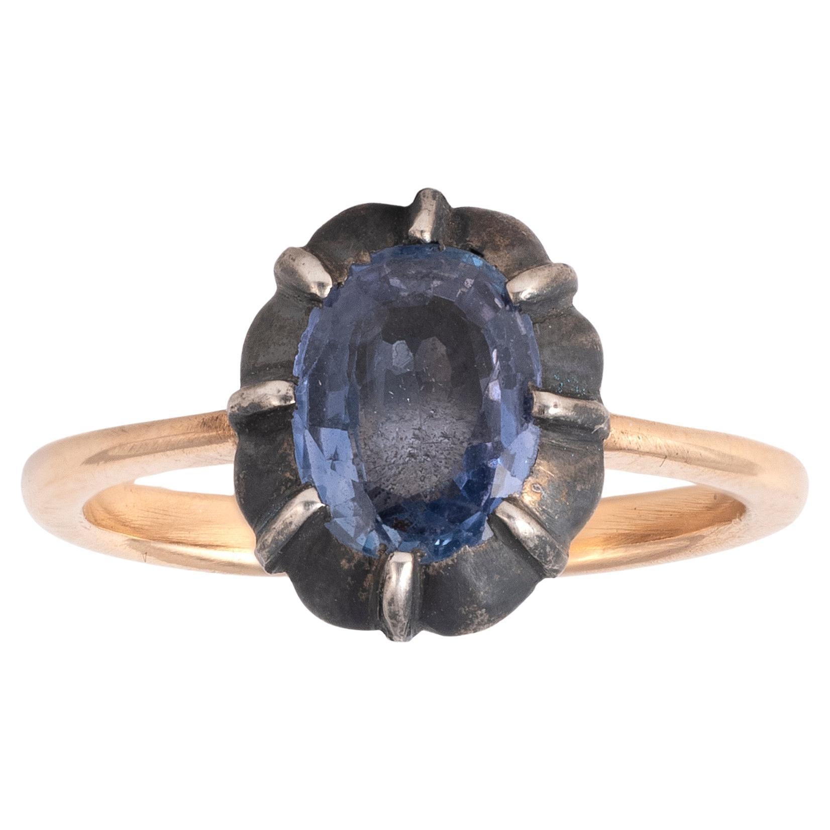 Anillo georgiano de plata y oro con corte ovalado de zafiro en Excelente estado para la venta en Firenze, IT