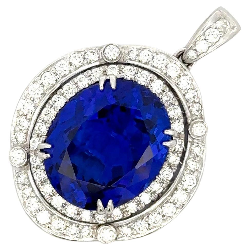 Oval Cut Tanzanite Large Diamond Pendant 20.30 CTTW 18 Karat White Gold In New Condition For Sale In New York, NY
