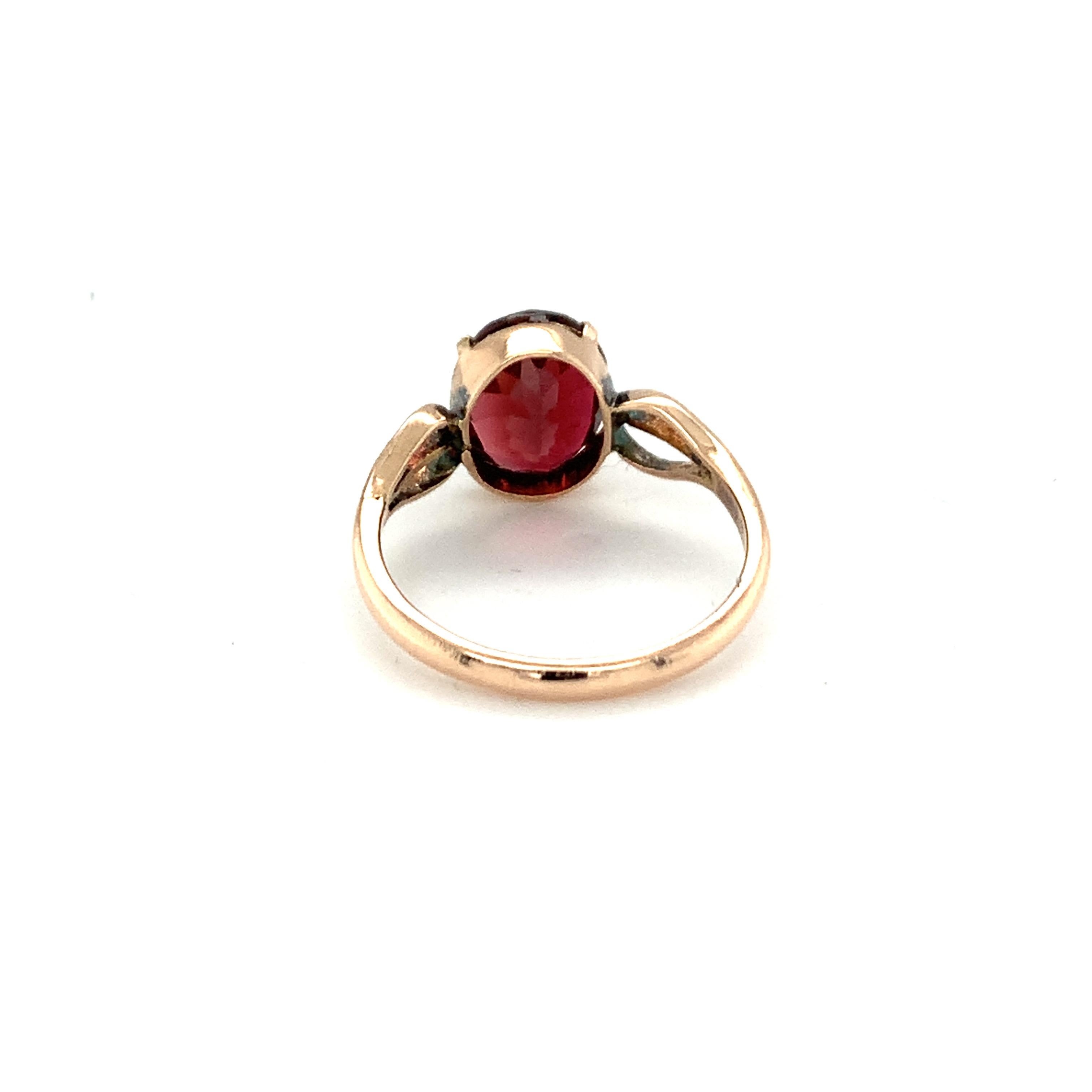 Oval Cut Tourmaline 14K Yellow Gold Ring In New Condition For Sale In Trumbull, CT