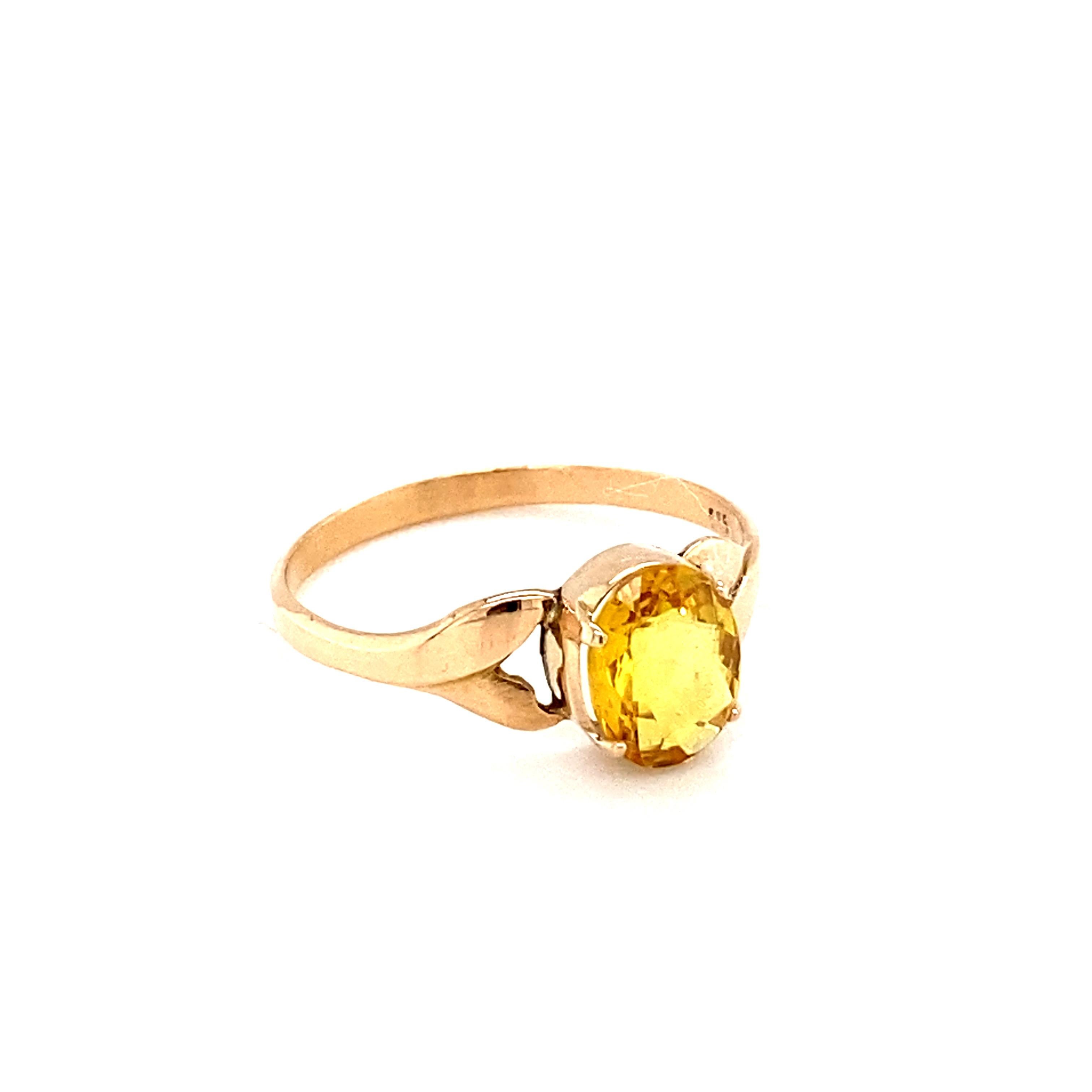 Artisan Oval Cut Yellow Sapphire Yellow Gold Ring For Sale