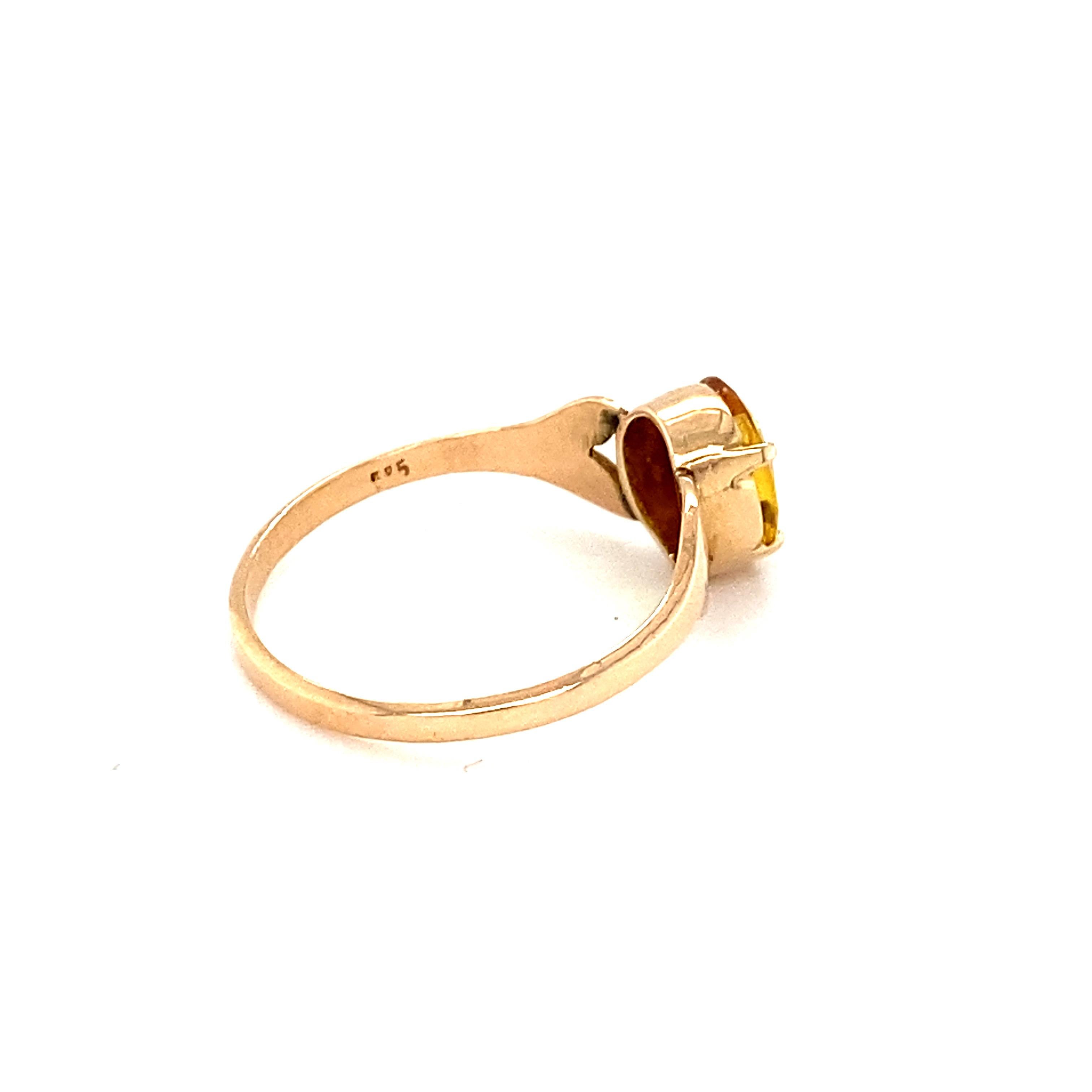 Oval Cut Yellow Sapphire Yellow Gold Ring For Sale 2