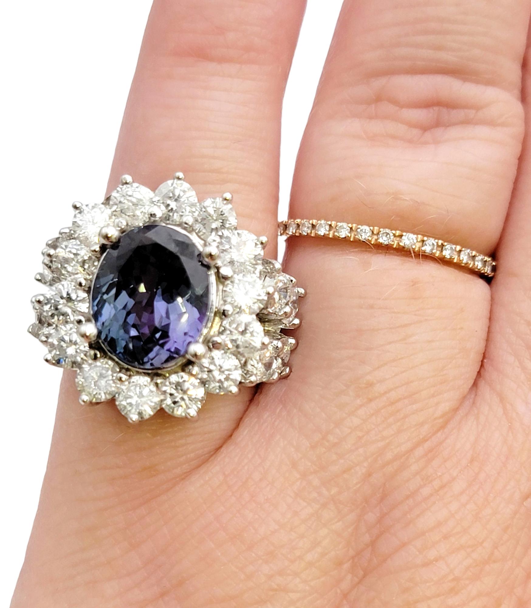 Anello con diamante e zoisite taglio ovale con gambo diviso in oro bianco 14 carati in vendita 6