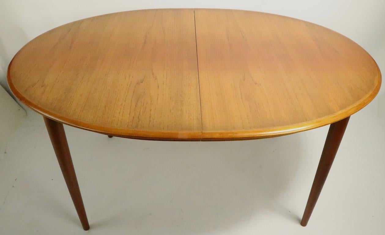 Oval Danish Modern Dining Table by Gudme Mobelfabrik In Good Condition In New York, NY