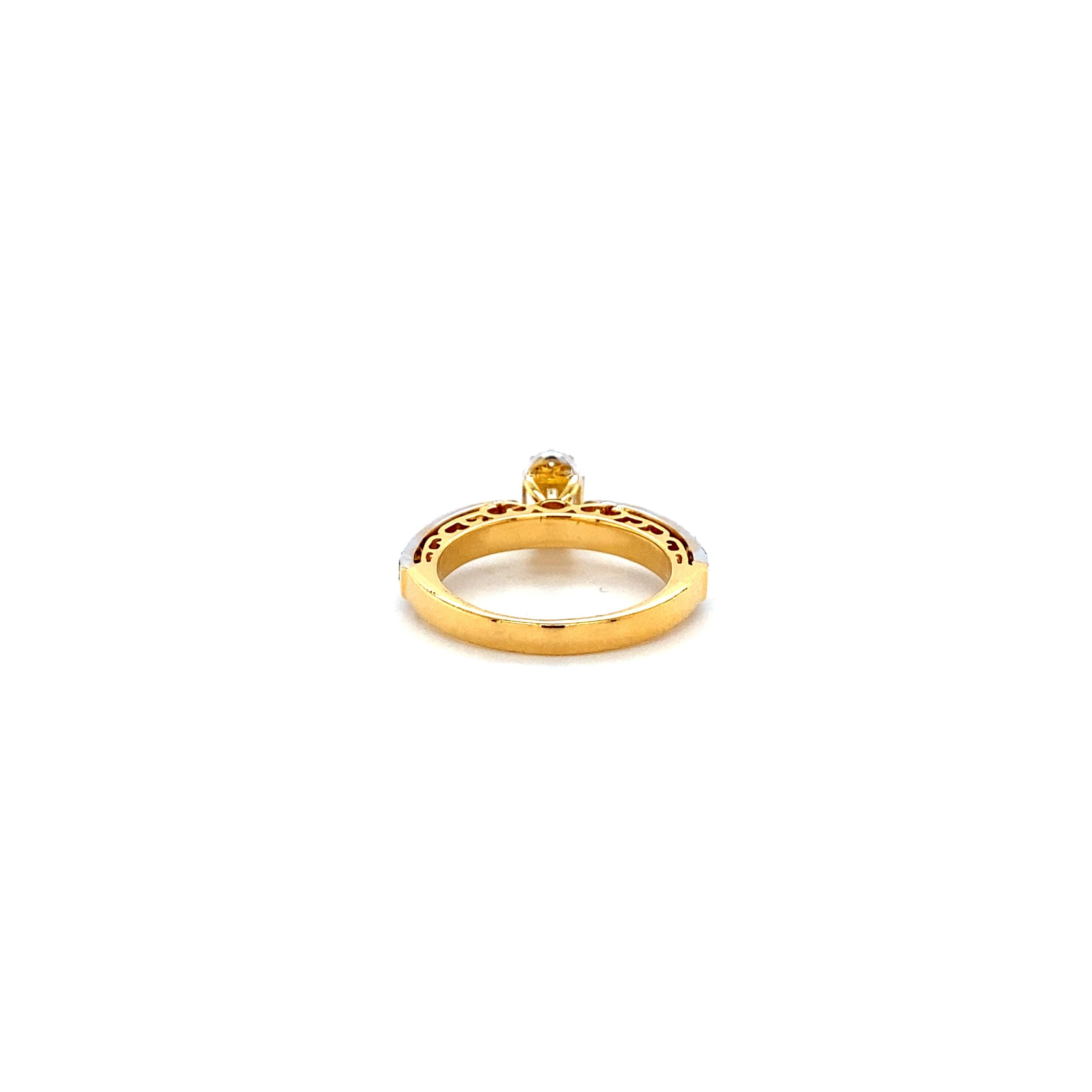 For Sale:  Oval Design Diamond Ring With Illusion Setting in 18k Solid Gold 6