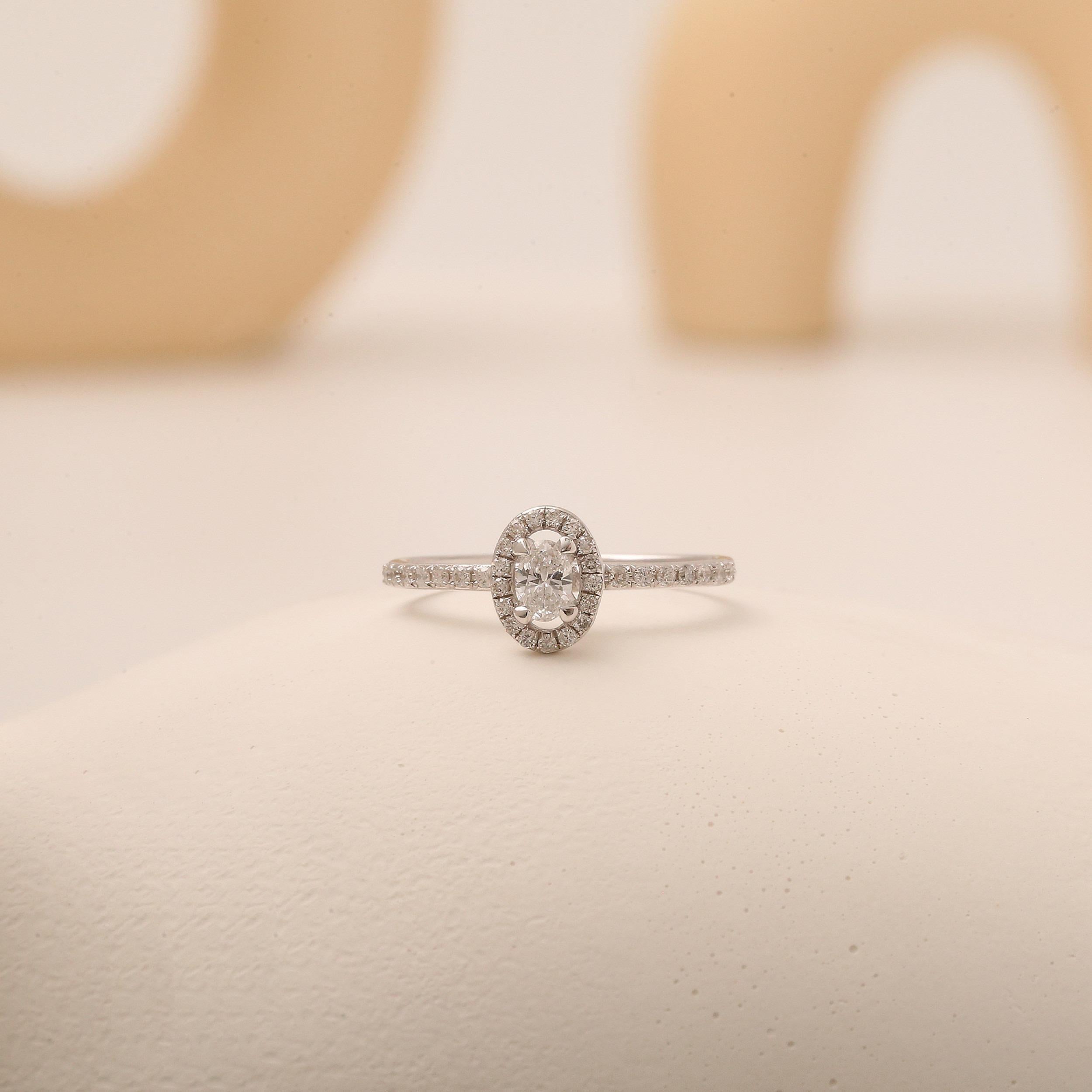Einzelheiten zum Produkt :

- • Auf Bestellung gefertigt

- • Gold Kt: 14kt

- • Verfügbare Goldfarben: Roségold, Gelbgold, Weißgold

- • 0,21ct Natürlicher runder Diamant

- • 0,17ct Natürlicher ovaler Diamant

- • Diamant Farbe-Klarheit: F-G Farbe