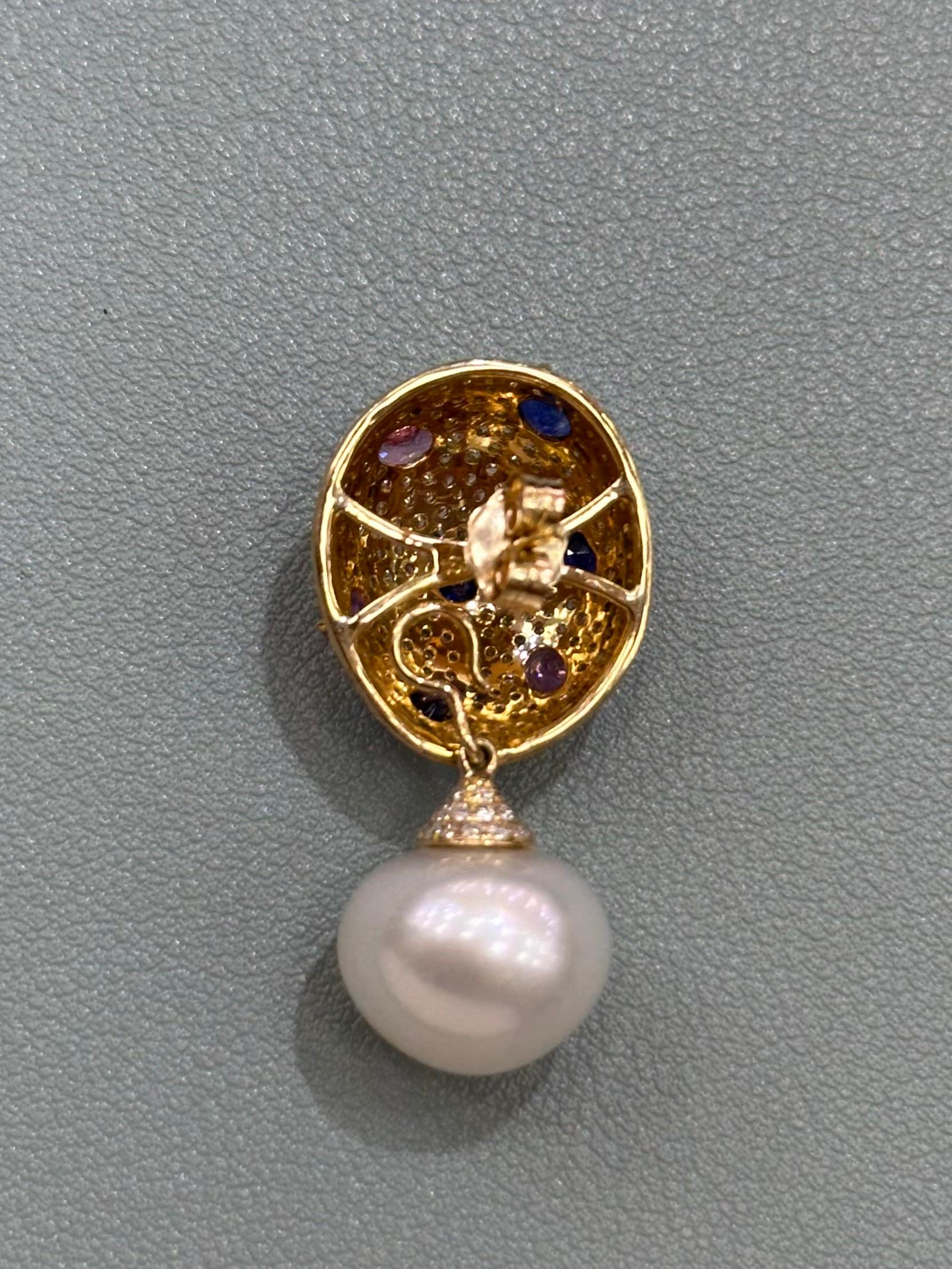 Oval Diamond and Pink and Blue Sapphires Pearl Drop Earrings In New Condition For Sale In New York, NY