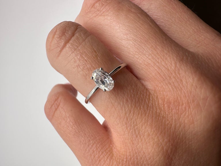 Bague De Fiançailles Or Blanc 14k Diamant Ovale 1,50 Ct - Taille 8, Certifiée IGI, Neuve
