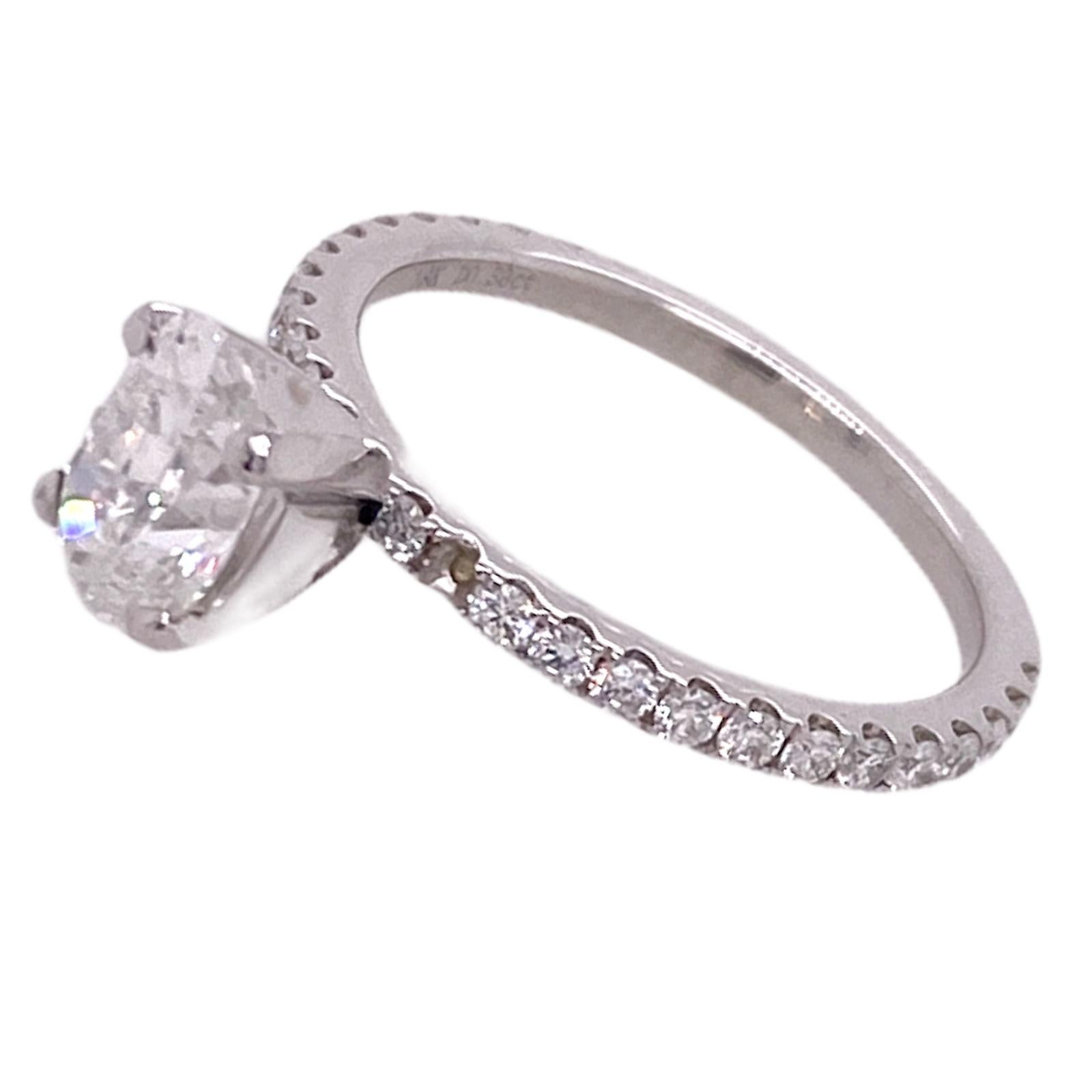 Oval Cut Oval Diamond Engagment Ring 18 Karat White Gold Diamond GIA Certified Diamond