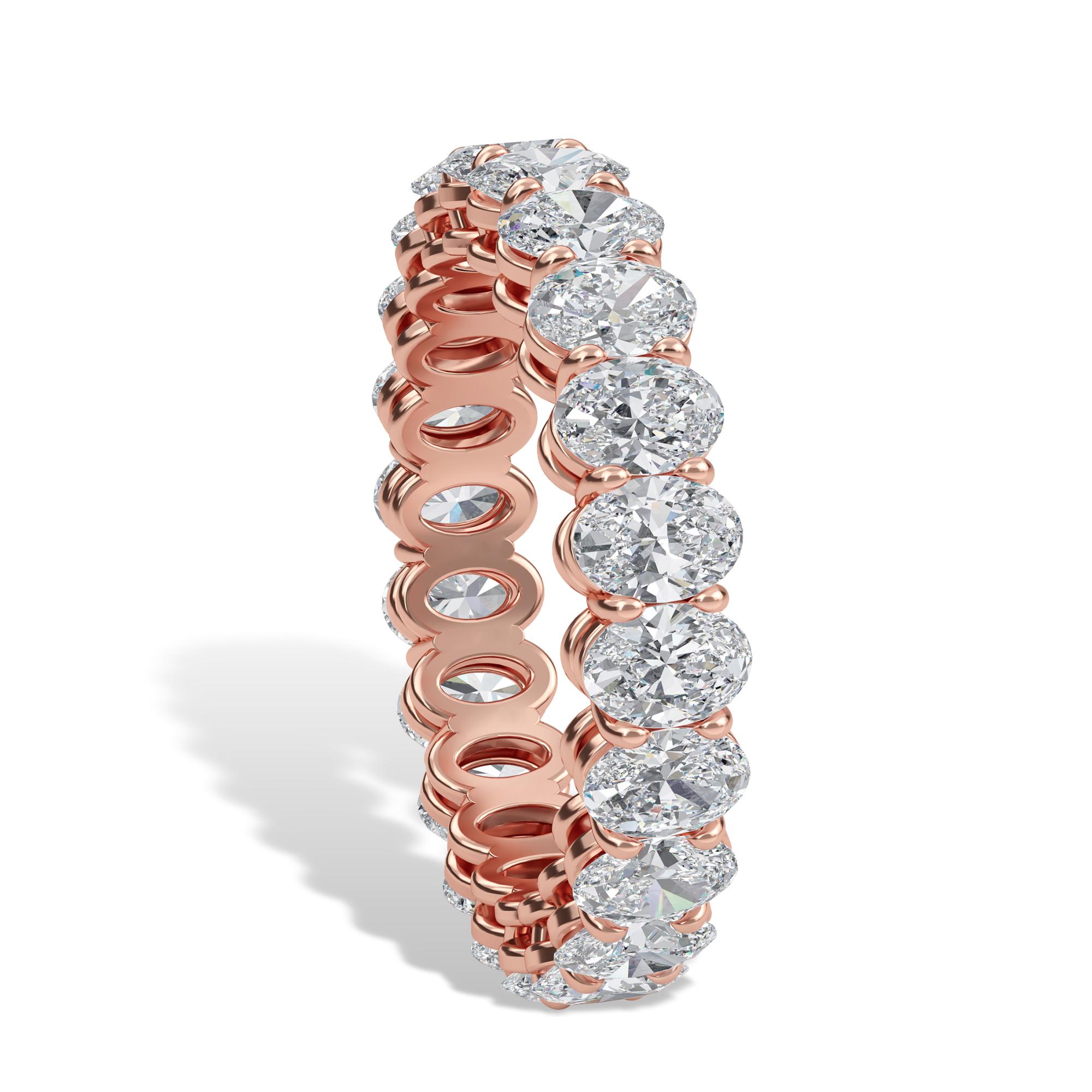 Taille ovale Bracelet d'éternité en or rose 18 carats serti d'un diamant ovale