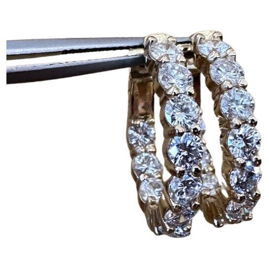 Boucles d'oreilles en or jaune 14k avec diamant ovale 3.73 carats de poids total en vente