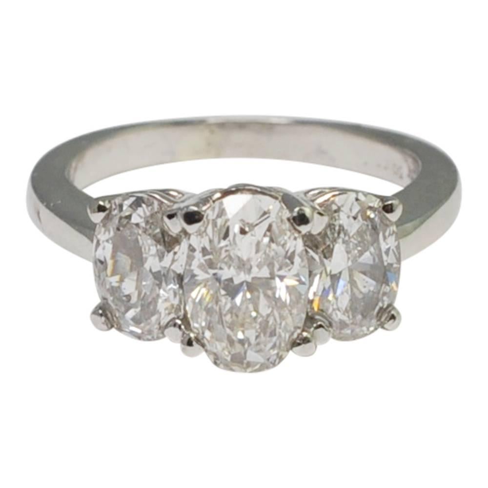 Fabulous triple oval diamond ring;  this beautiful ring comes from the workshop of esteemed American jeweller Michael Werdiger.  A contemporary ring, unusually set with 3 oval diamonds weighing 0.65ct, 1.28ct, 0.63ct which sits neatly on the finger