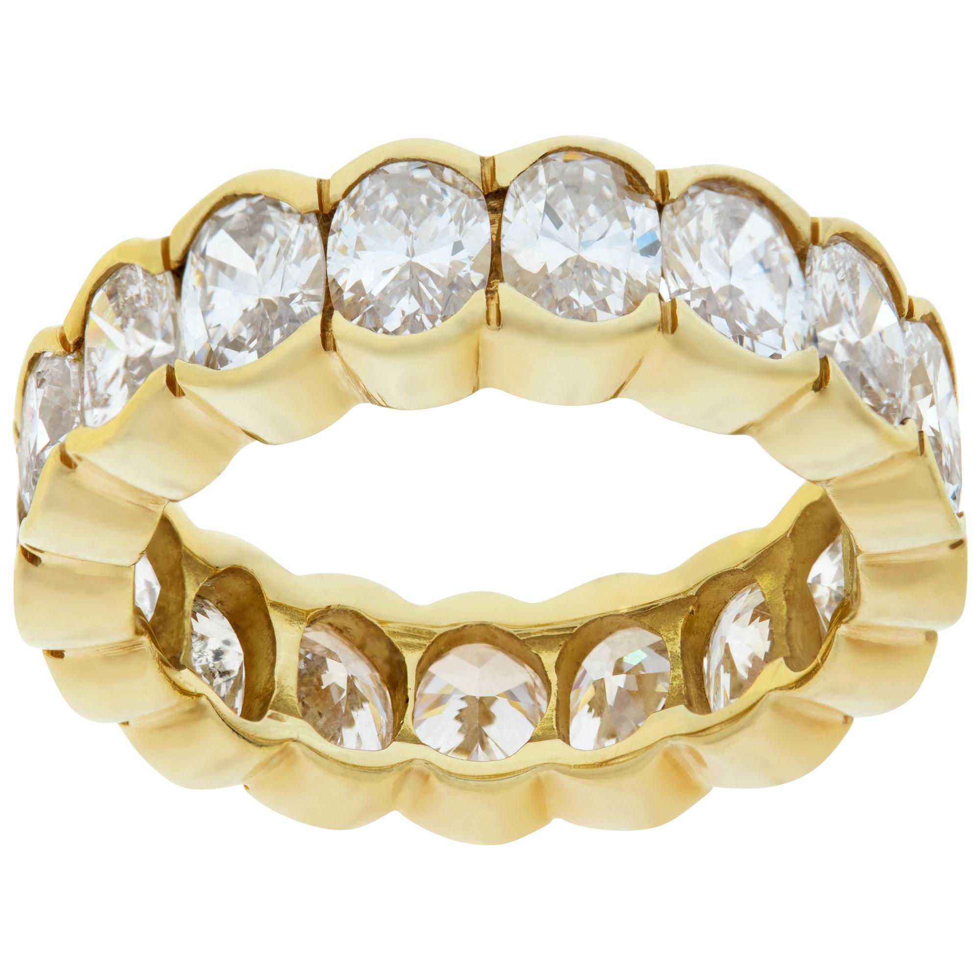 Oval Diamonds Cut 18k Yellow Gold Eternity Band For Sale