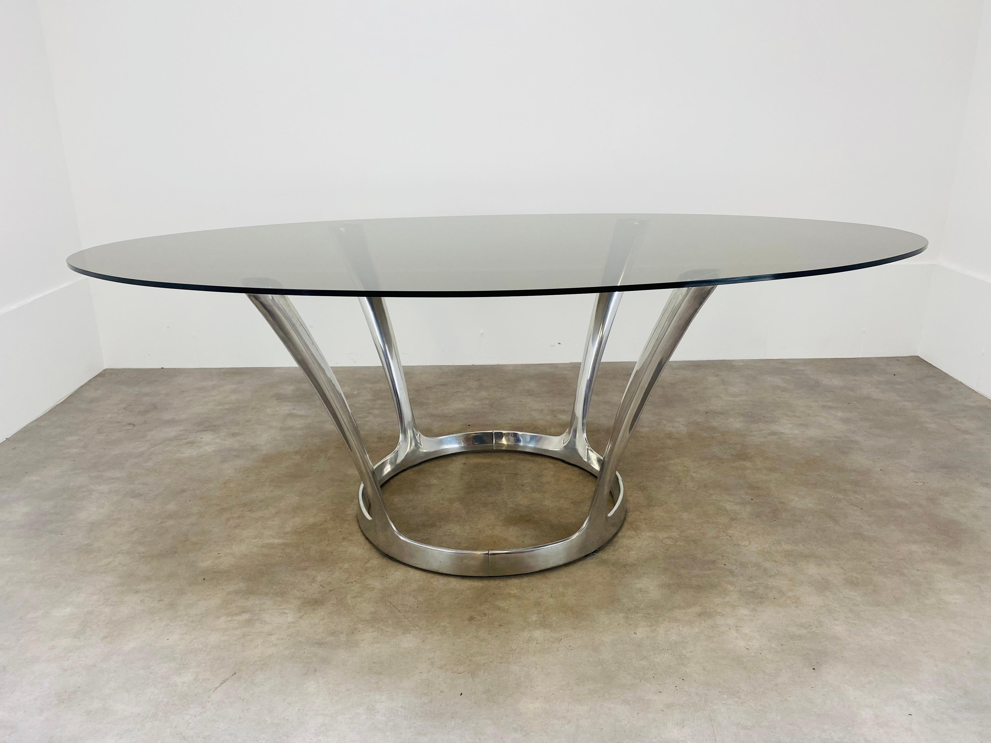 Oval dining room table by Michel Charron, glass and aluminium  For Sale 4