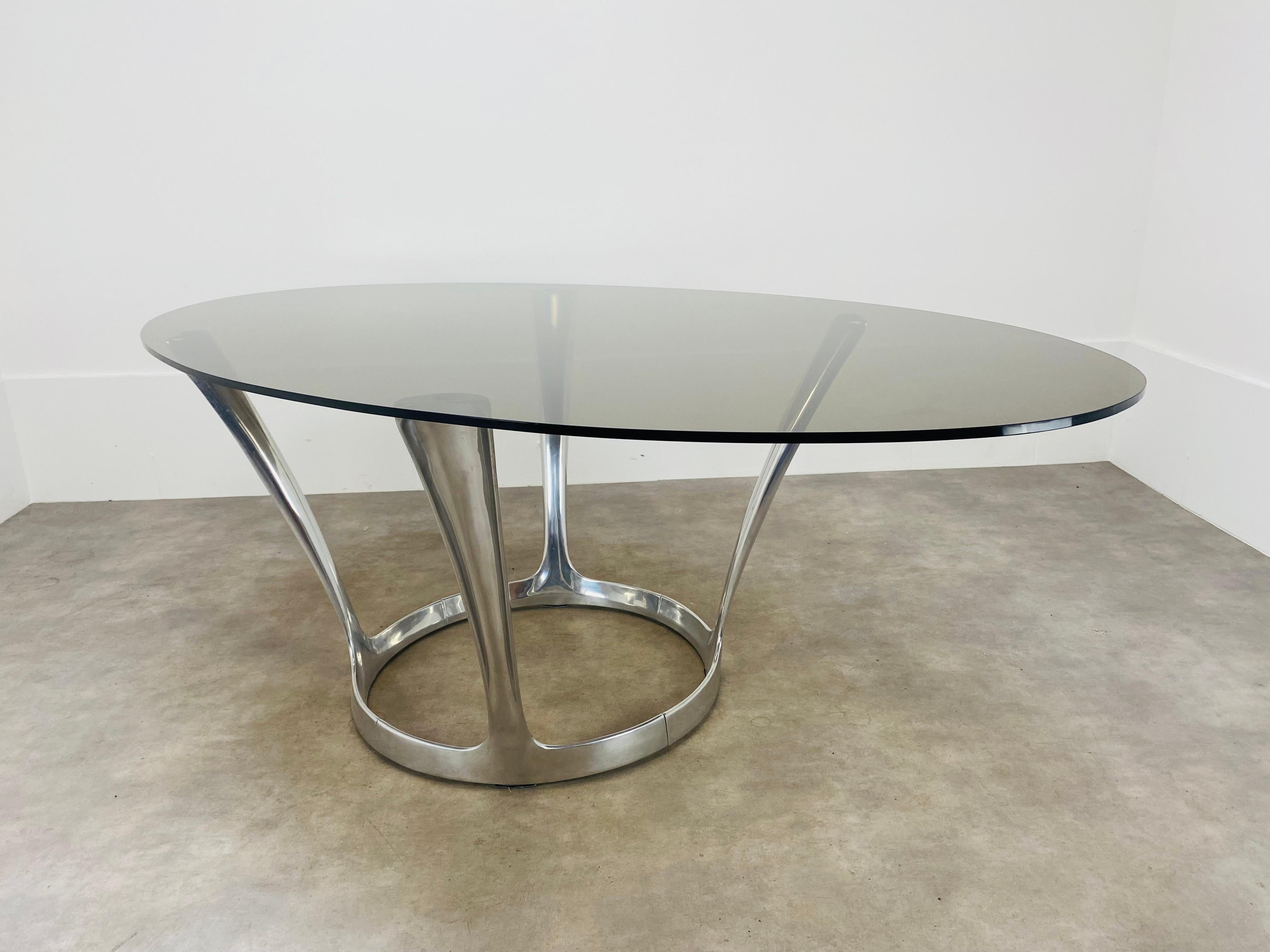 Oval dining room table by Michel Charron, glass and aluminium  For Sale 5
