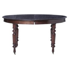 Oval dining room table