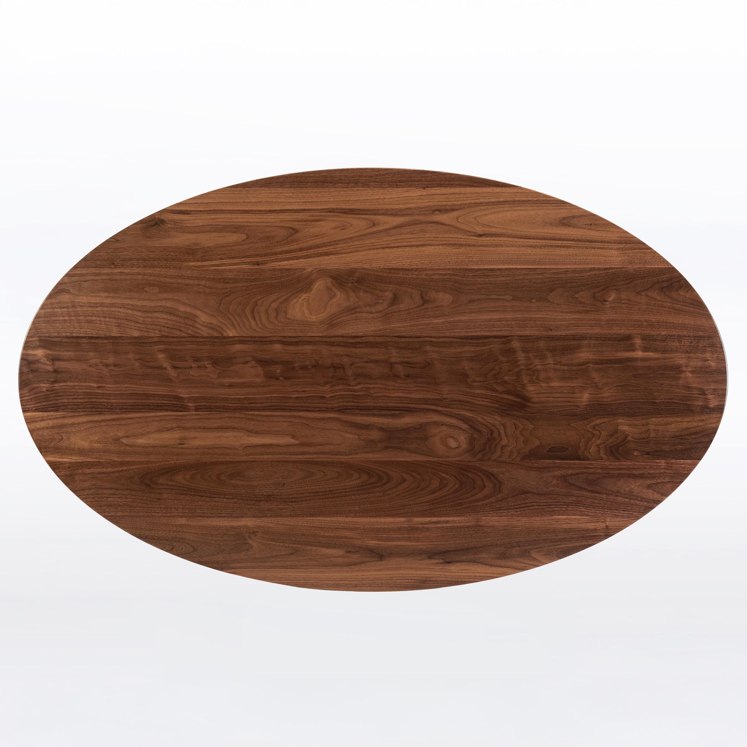 Américain Table de salle à manger ovale 36x48, The Modernity Pedestal Base, Handmade In Walnut en vente