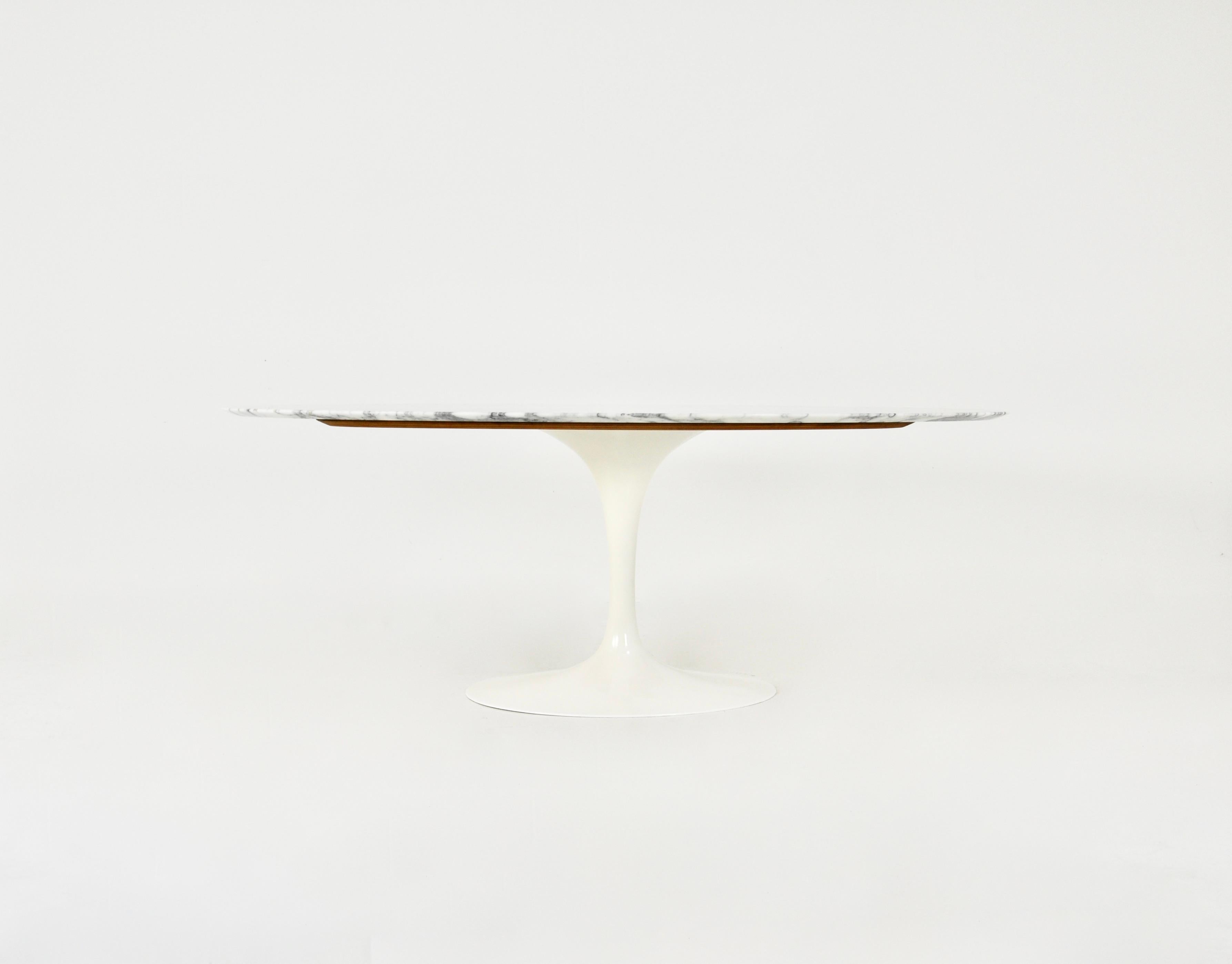 Oval Dining table by Eero Saarinen for Knoll international, 1960s 1
