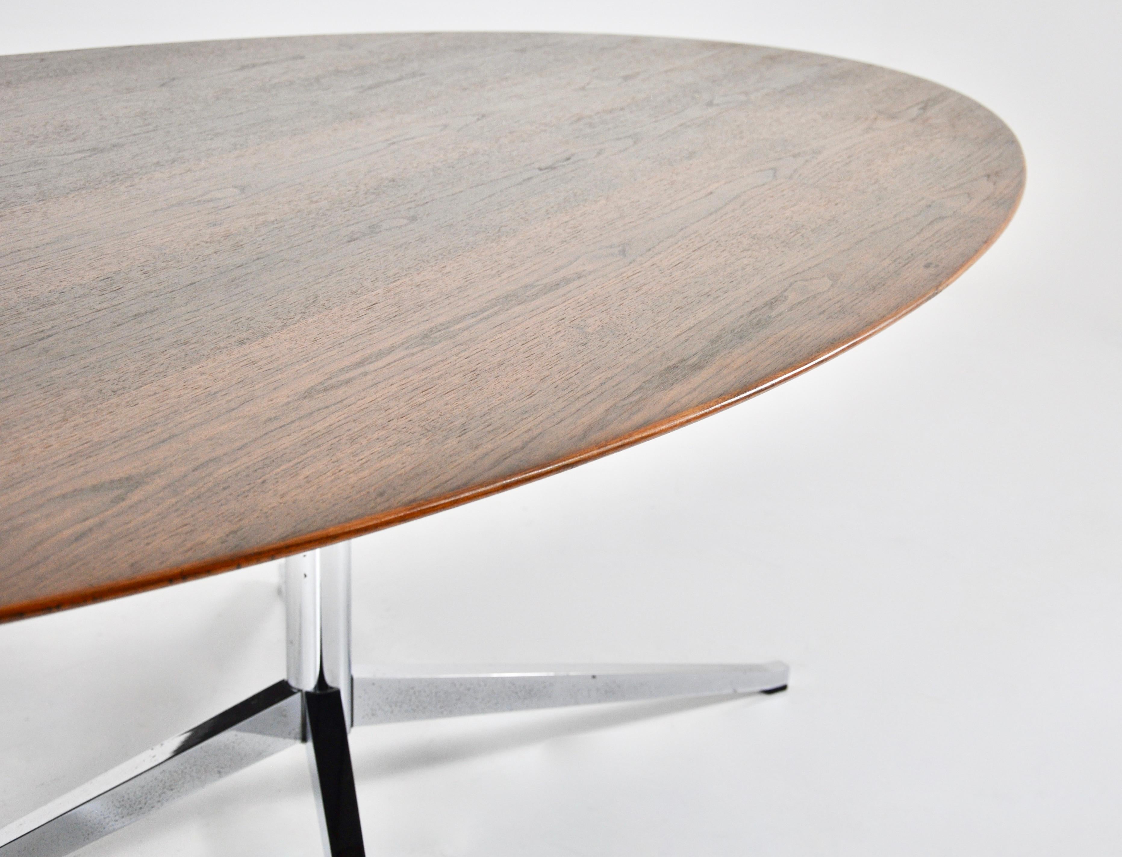 Mid-20th Century Oval Dining Table by Florence Knoll for Knoll International 1960S