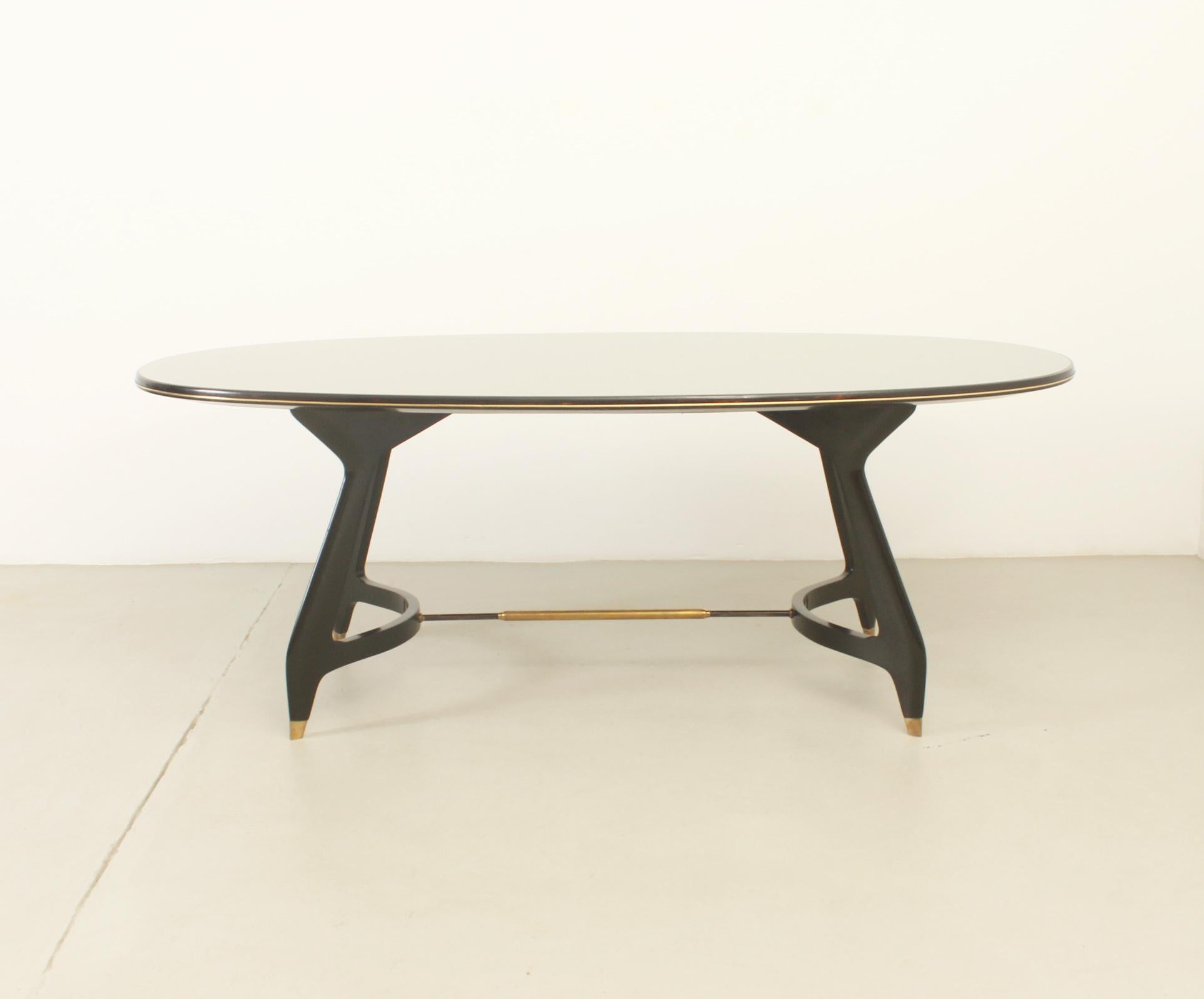 Italian Oval Dining Table by Vittorio Dassi, Italy, 1950's For Sale