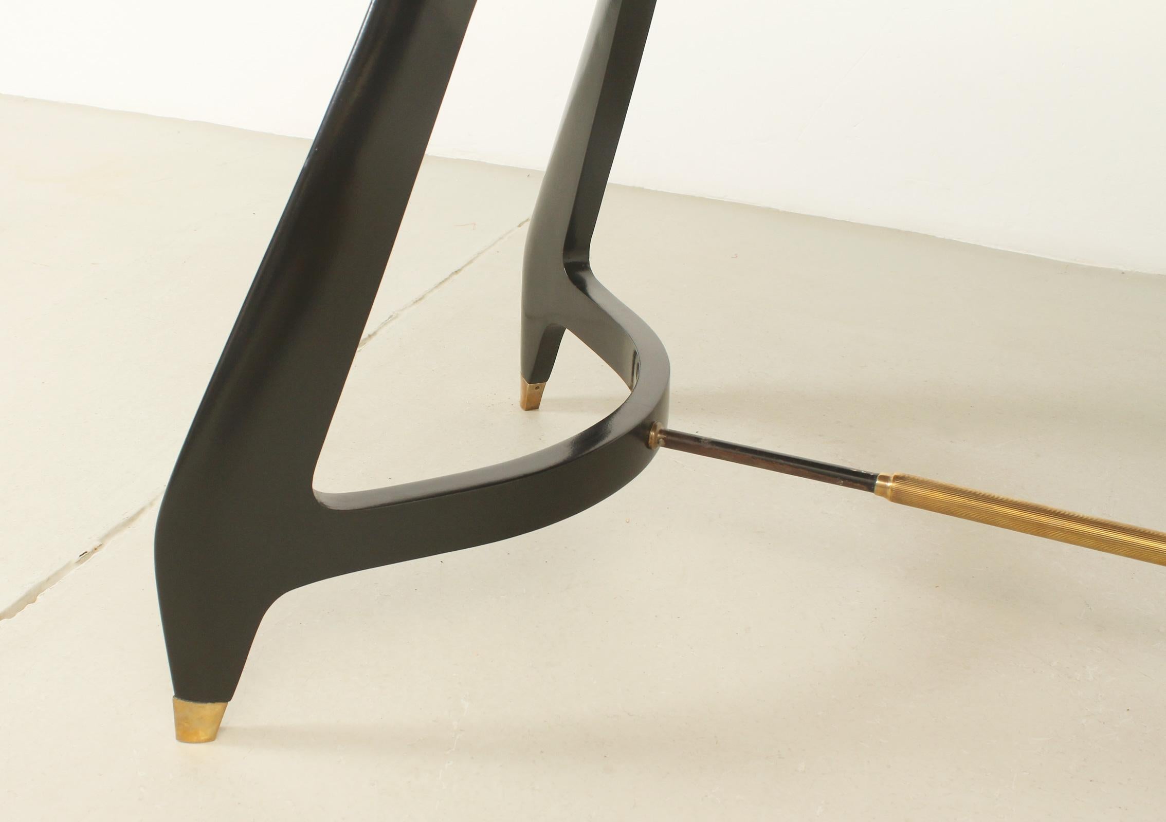 Oval Dining Table by Vittorio Dassi, Italy, 1950's For Sale 1