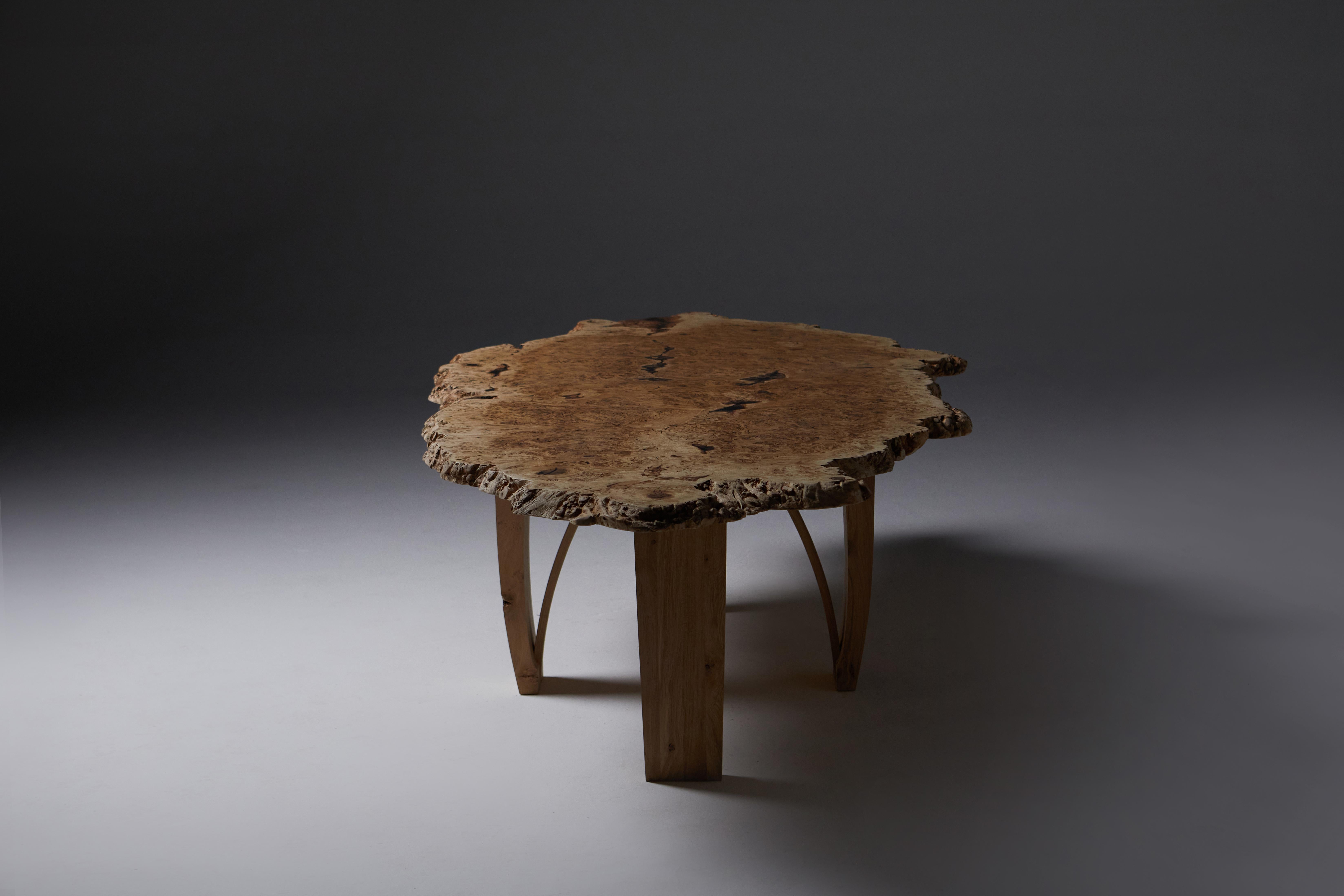 Oval Dining Table in solid English Burr Oak by Jonathan Field. One of a kind.  For Sale 3