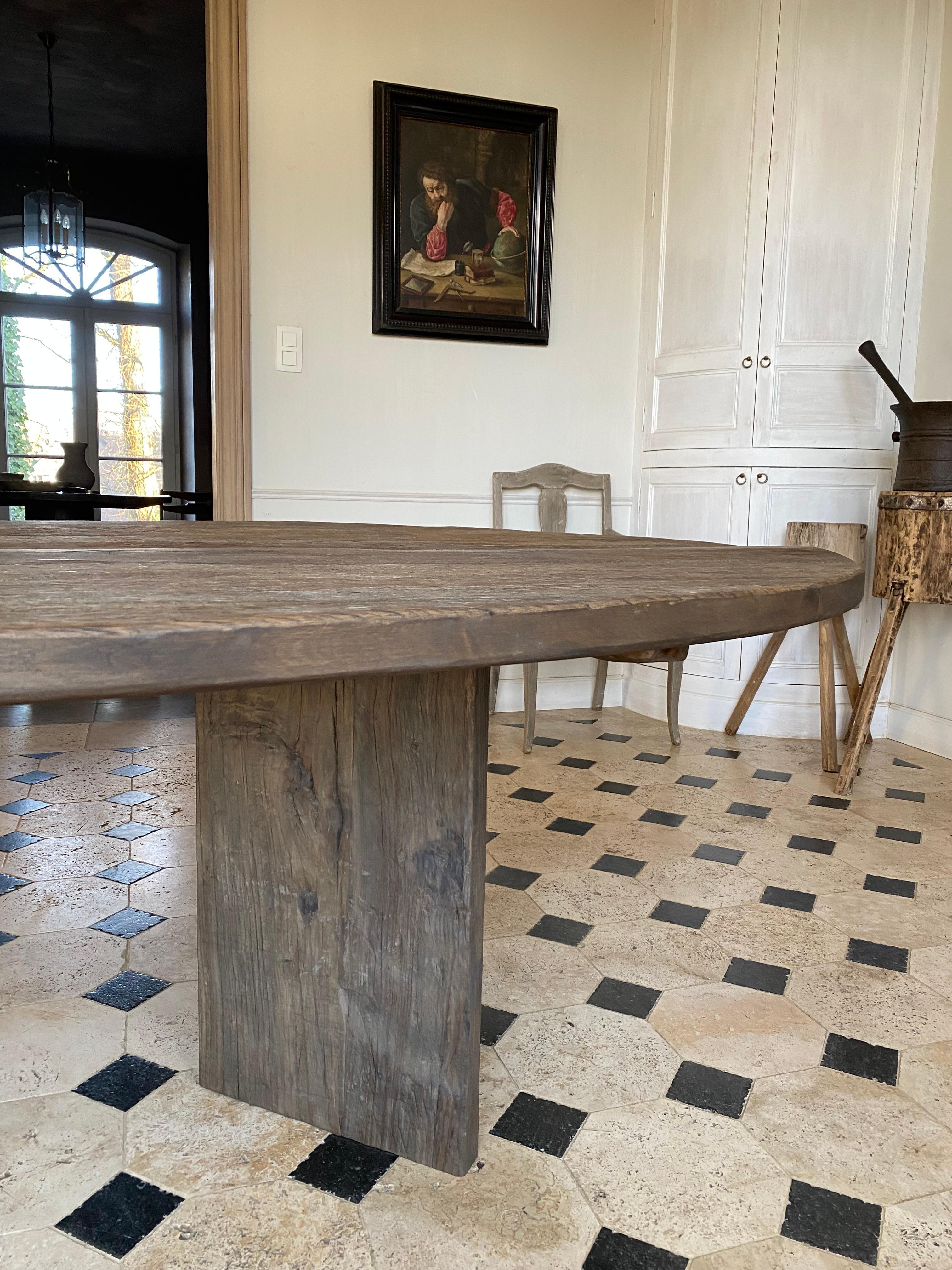 Table de salle à manger ovale en Wood Oak du 18e siècle Bon état - En vente à Nijlen, BE