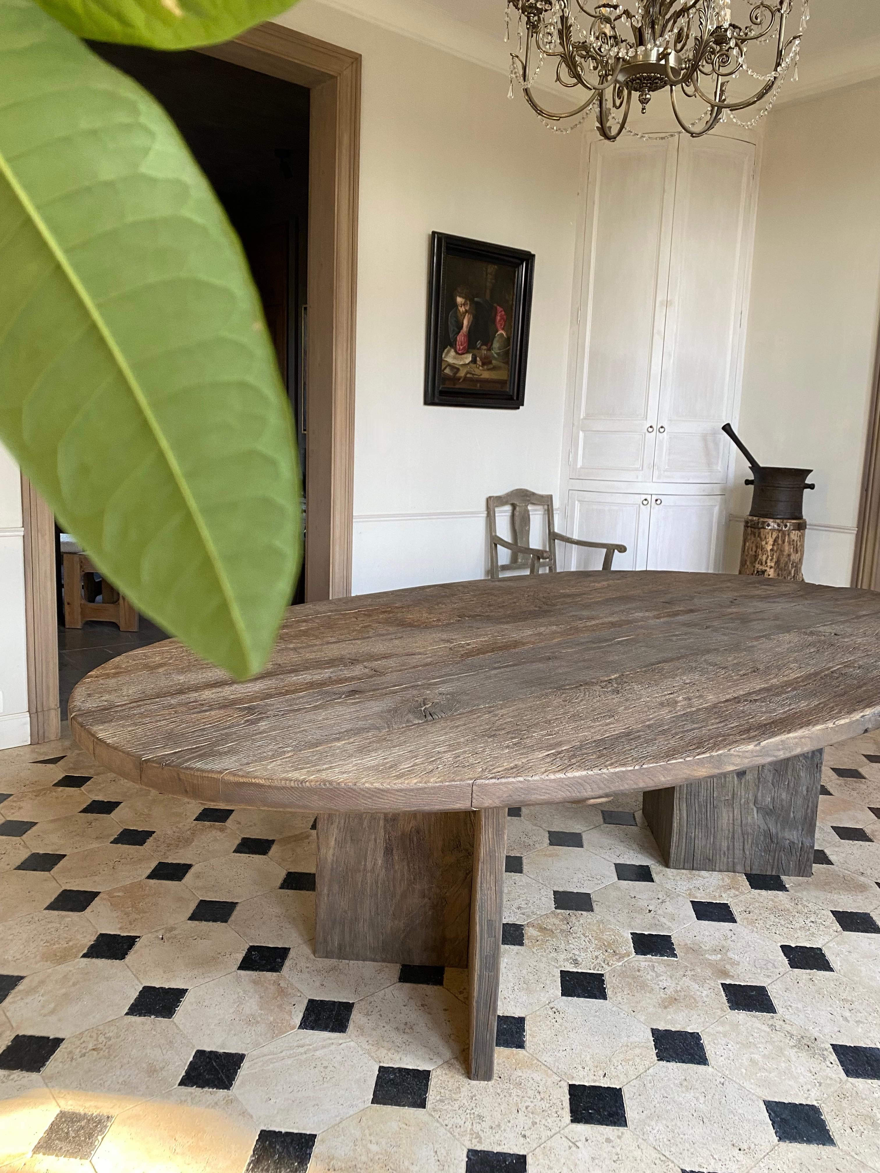 XXIe siècle et contemporain Table de salle à manger ovale en Wood Oak du 18e siècle en vente