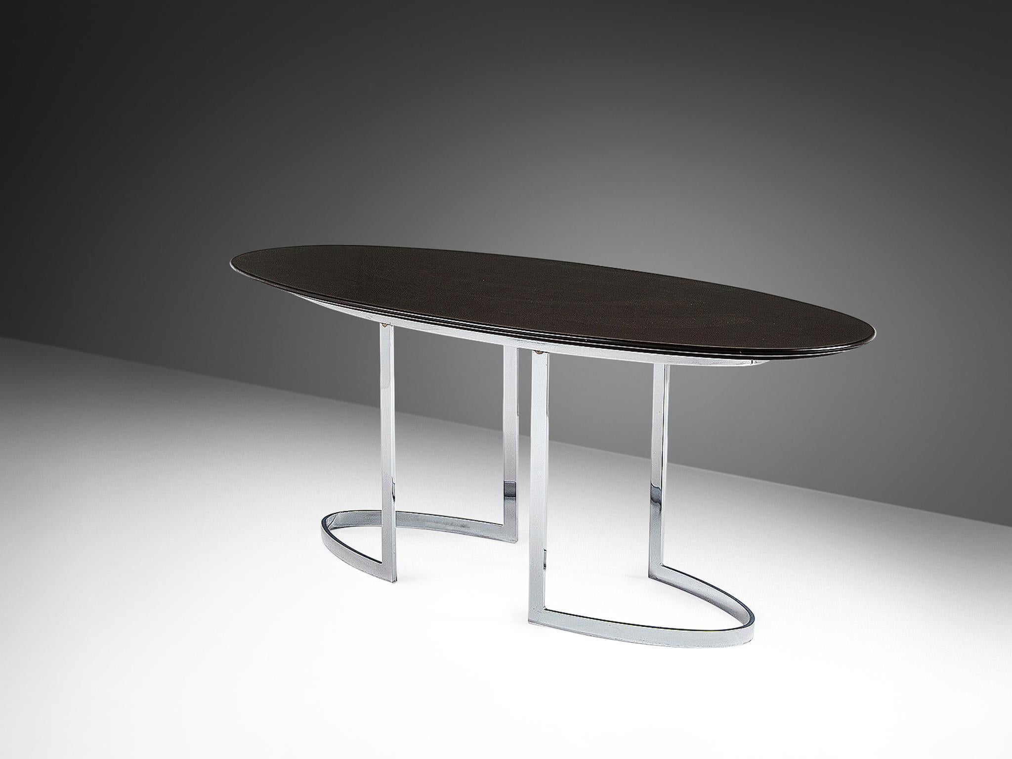 Cidue, dining table, chromed steel and lacquered wood, Italy, 1970s. 

The design of this dining table convinces visually through the well-balanced appearance and the stabile construction. The base consists of chromed steel strips that contribute to
