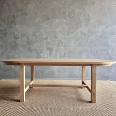 Oval Dining Table in Natural White Oak